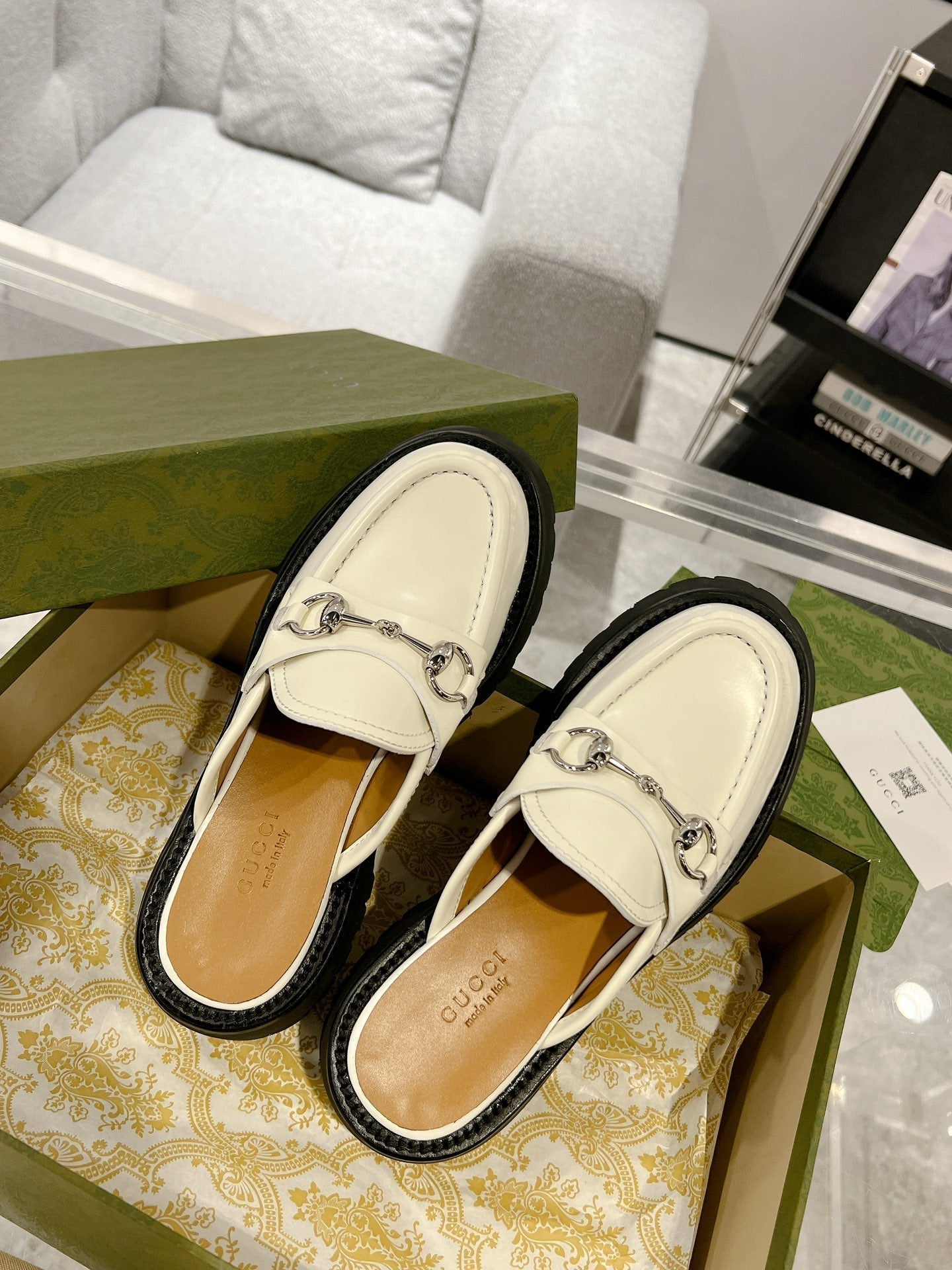 GUCCI MULE WITH HORSEBIT WHITE CALFSKIN