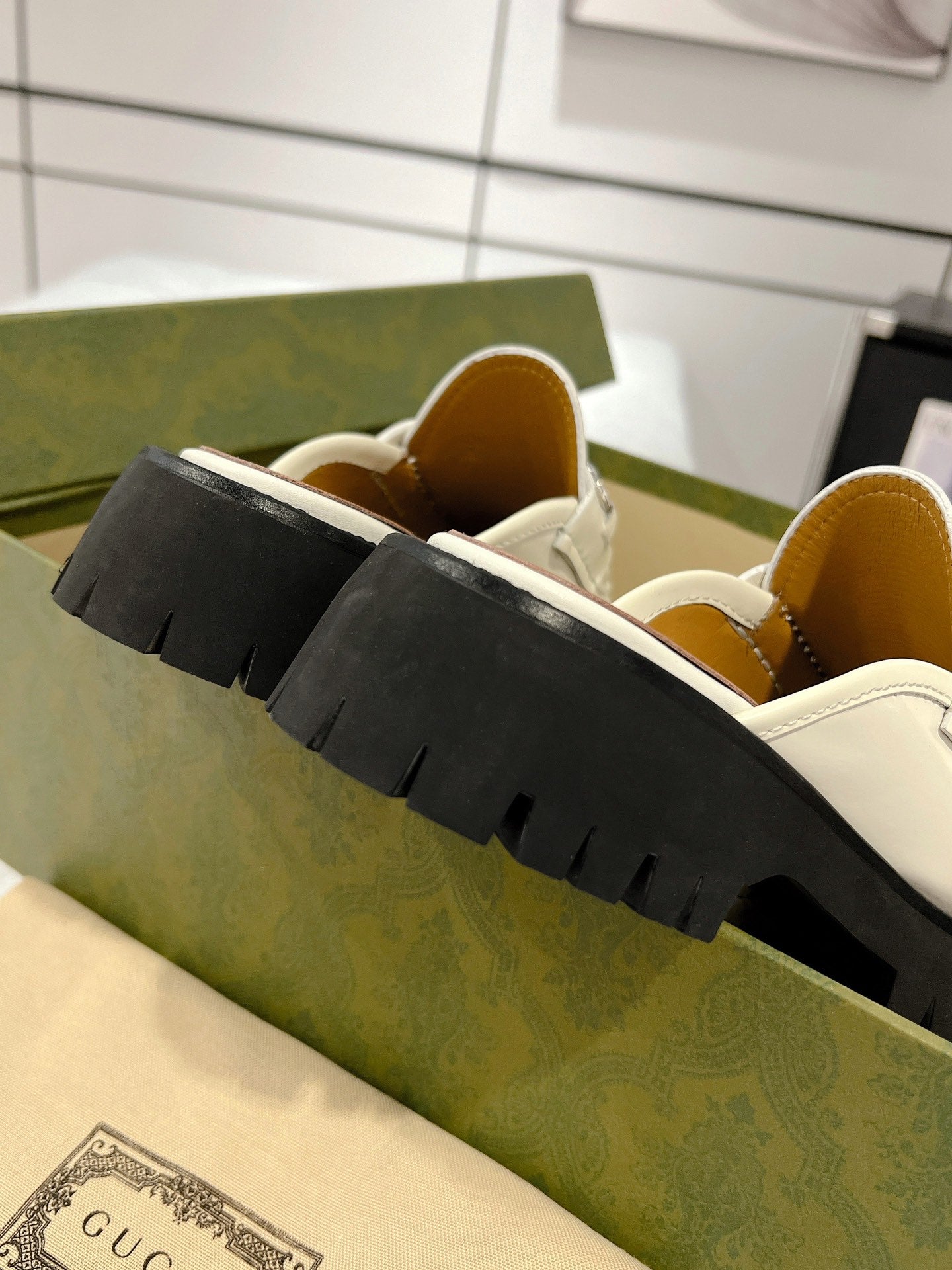 GUCCI MULE WITH HORSEBIT WHITE CALFSKIN