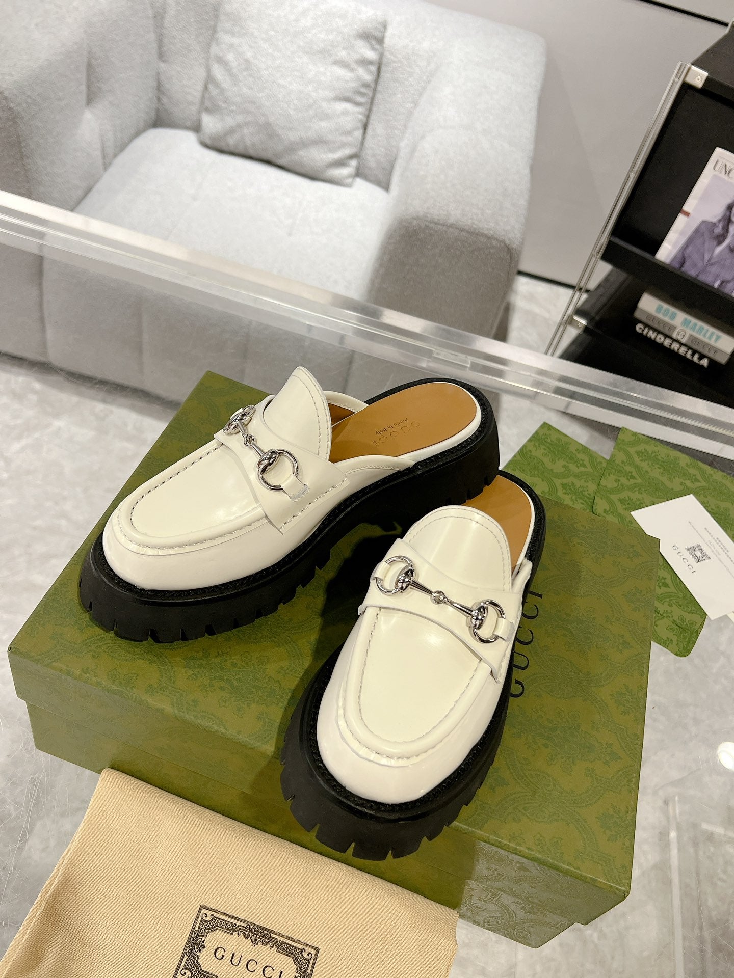GUCCI MULE WITH HORSEBIT WHITE CALFSKIN