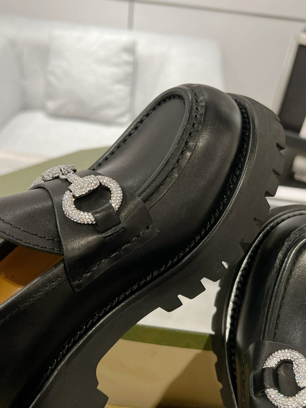 GUCCI CRYSTAL LOAFER WITH HORSEBIT BLACK CALFSKIN