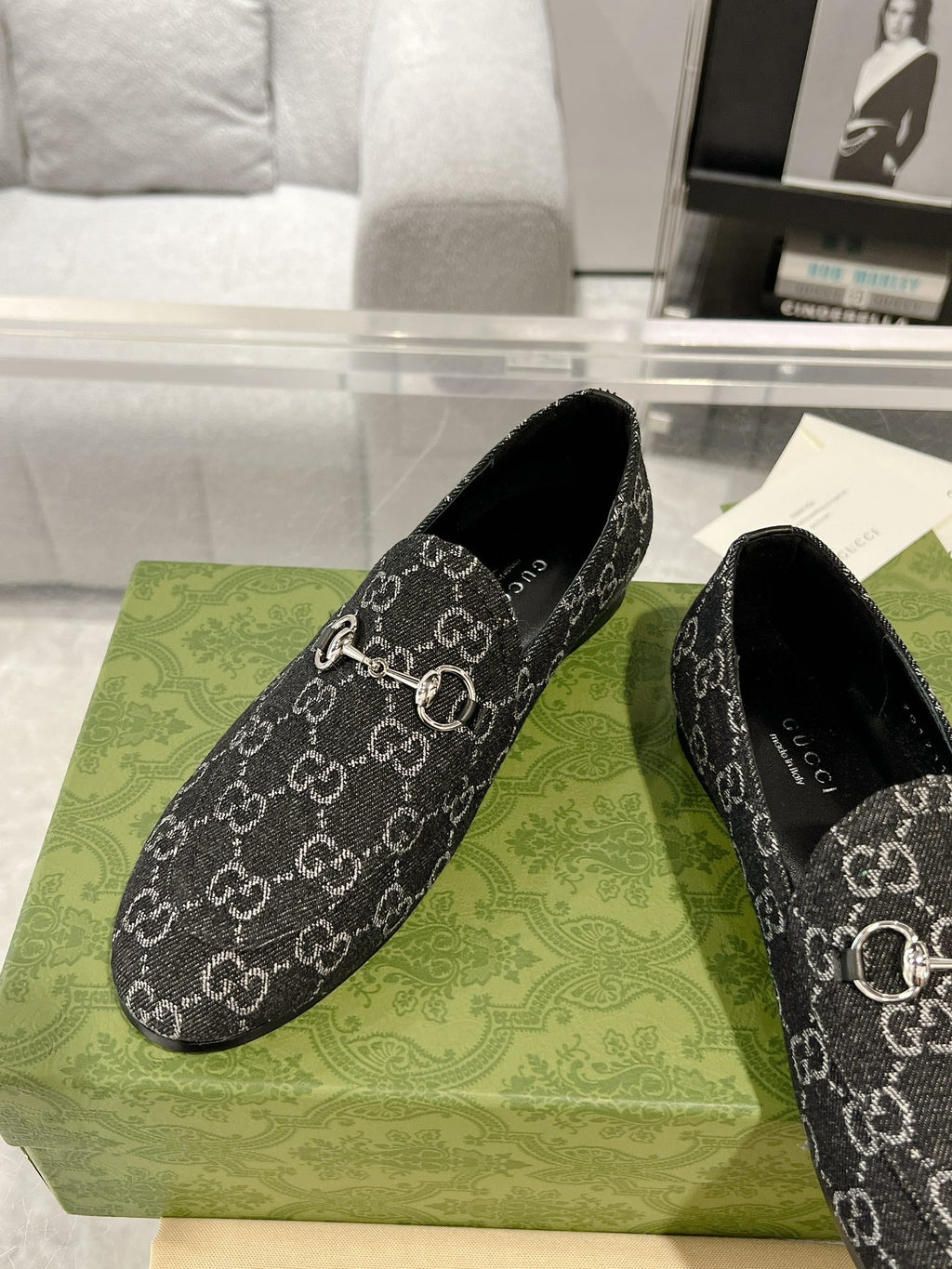 GUCCI MEN'S LOAFER WITH HORSEBIT IN BLACK MONOGRAM JACQUARD FABRIC