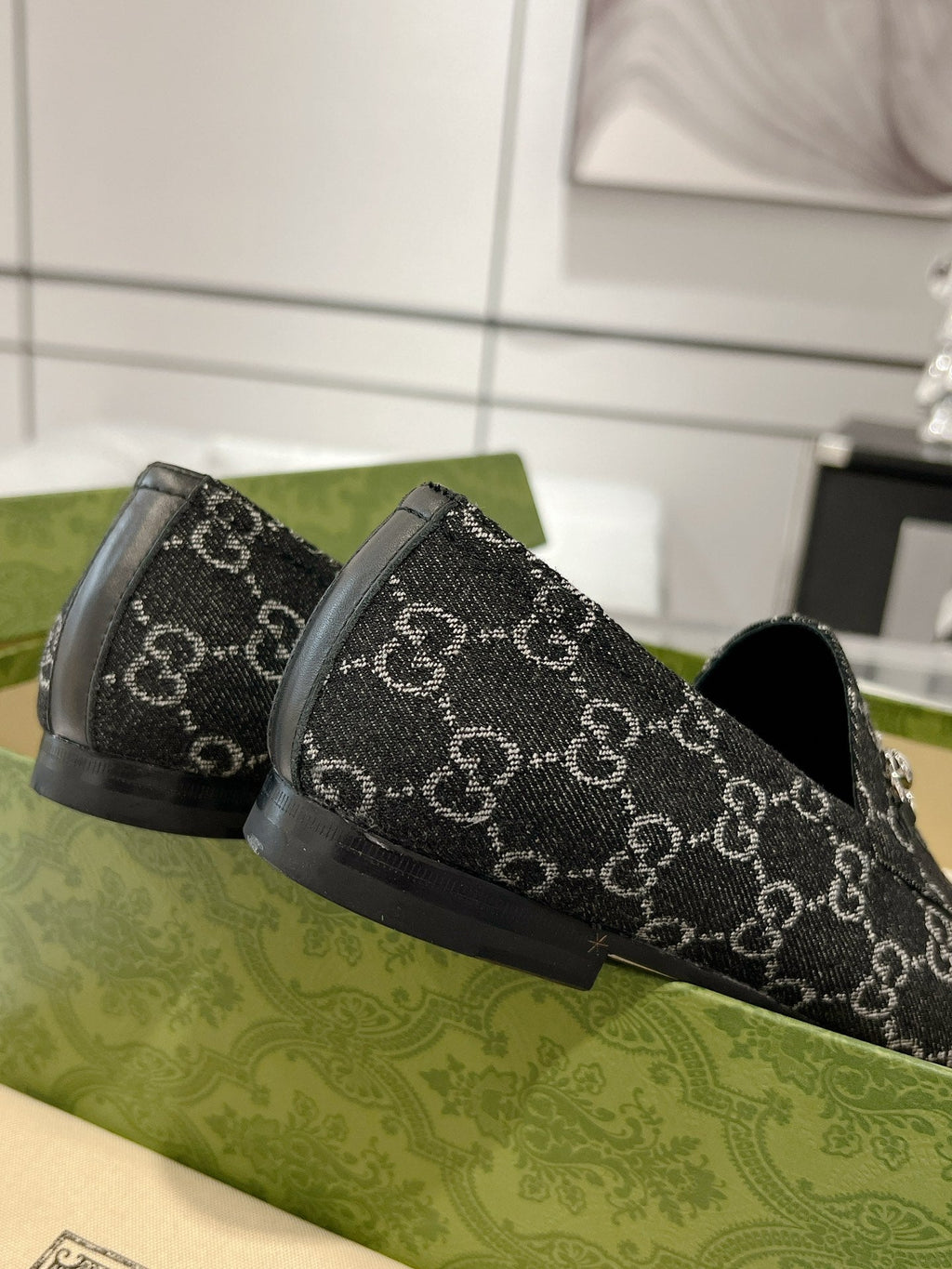 GUCCI MEN'S LOAFER WITH HORSEBIT IN BLACK MONOGRAM JACQUARD FABRIC