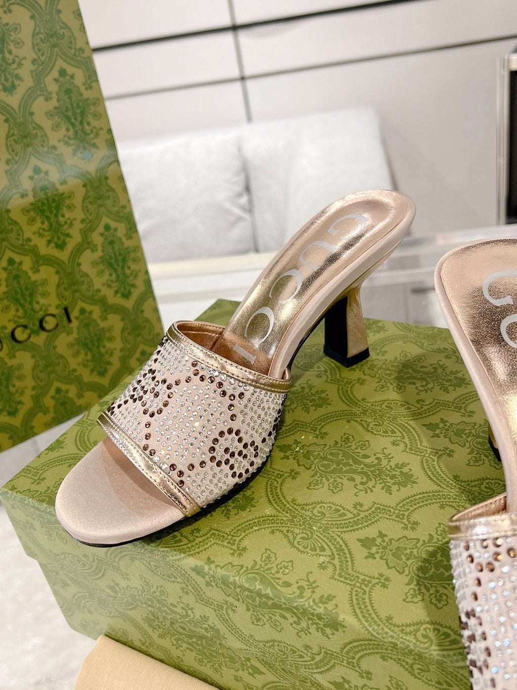 GUCCI CRYSTALS HIGH SANDAL CREAM CANVAS