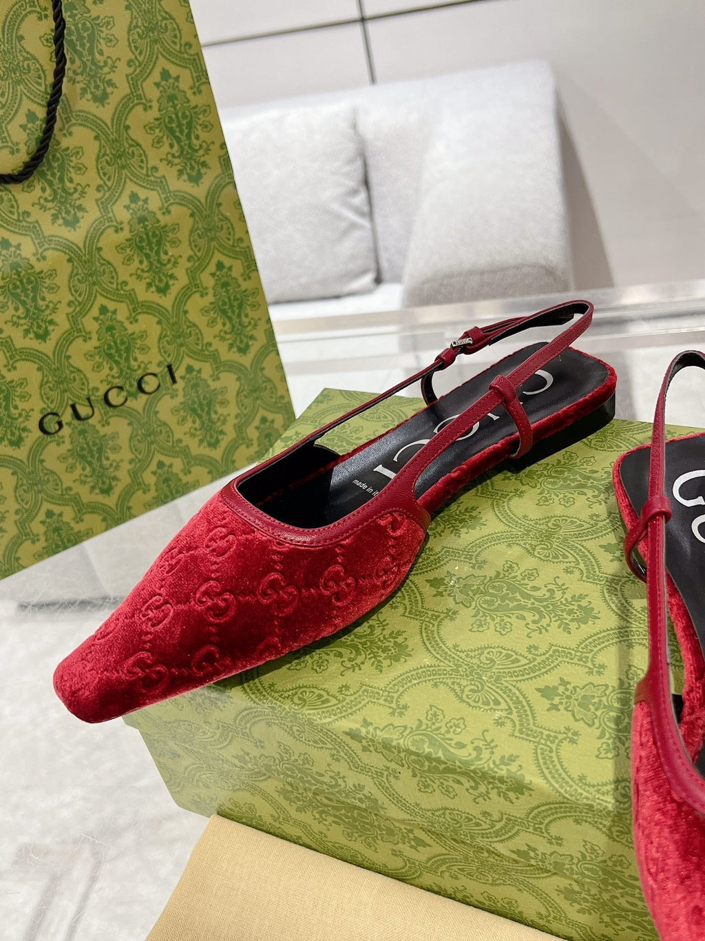 GUCCI SLINGBACK FLATS IN CHERRY RED VELVET