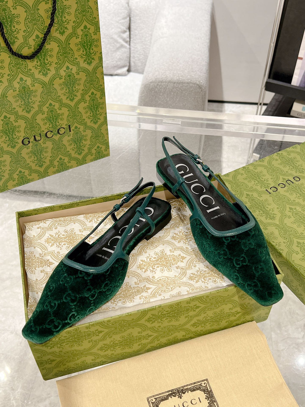 GUCCI SLINGBACK FLATS CASTLETON GREEN VELVET