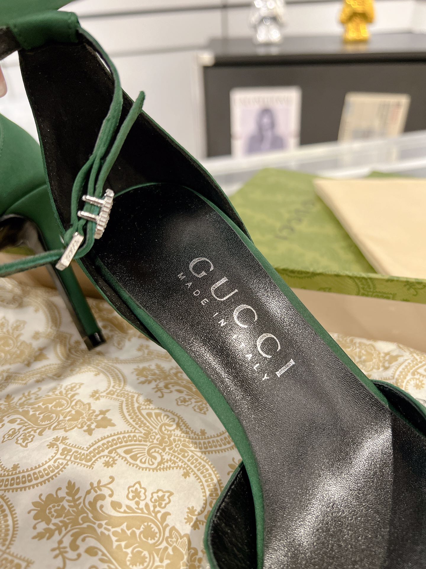 GUCCI CRYSTAL ASTLETON GREEN HIGH HEEL SANDALS SATIN