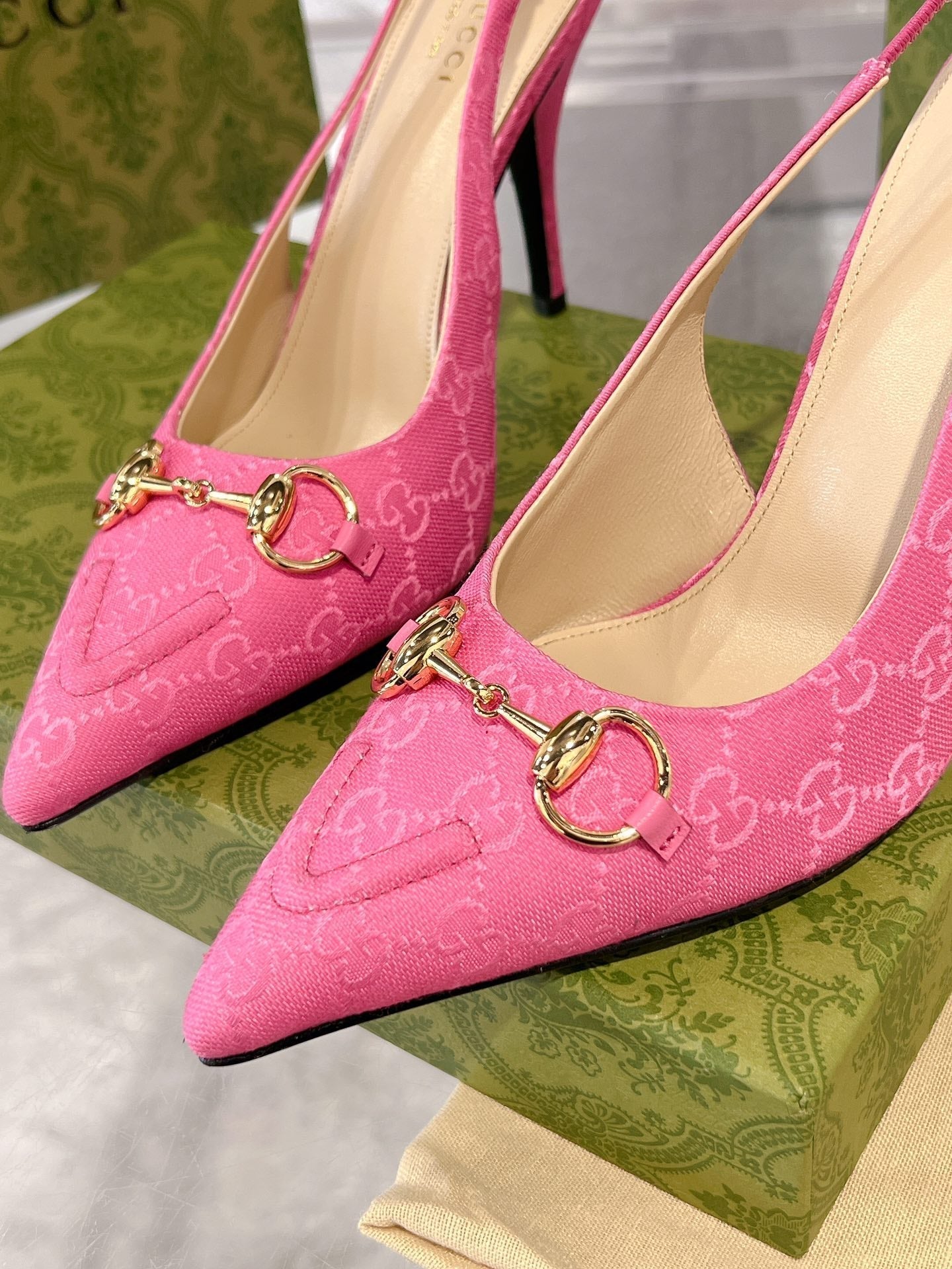 GUCCI HORSEBIT SLINGBACK 105 IN PINK CANVAS