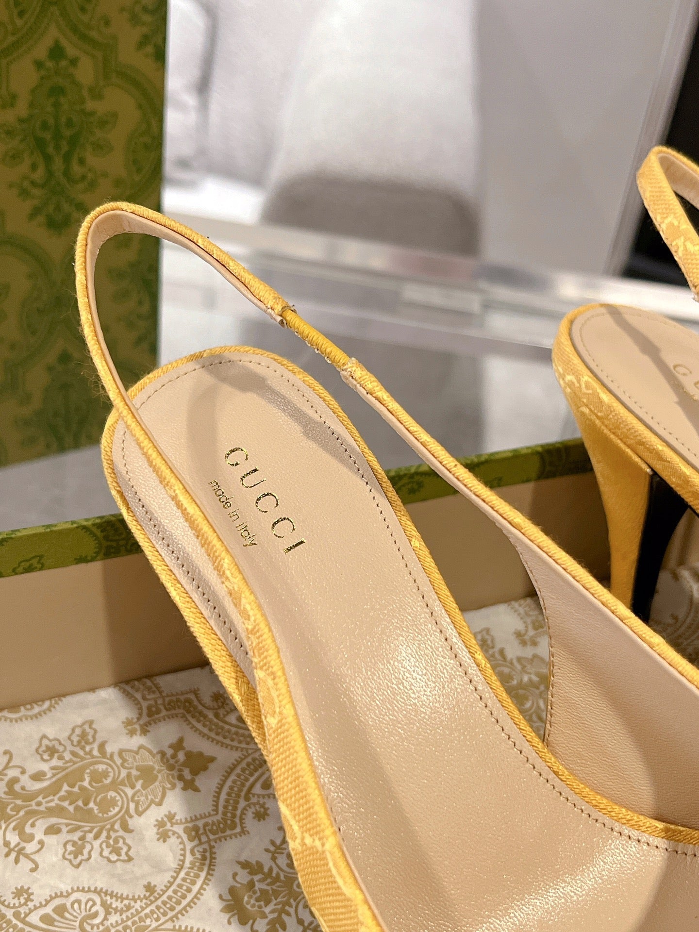GUCCI HORSEBIT SLINGBACK 105 IN YELLOW CANVAS
