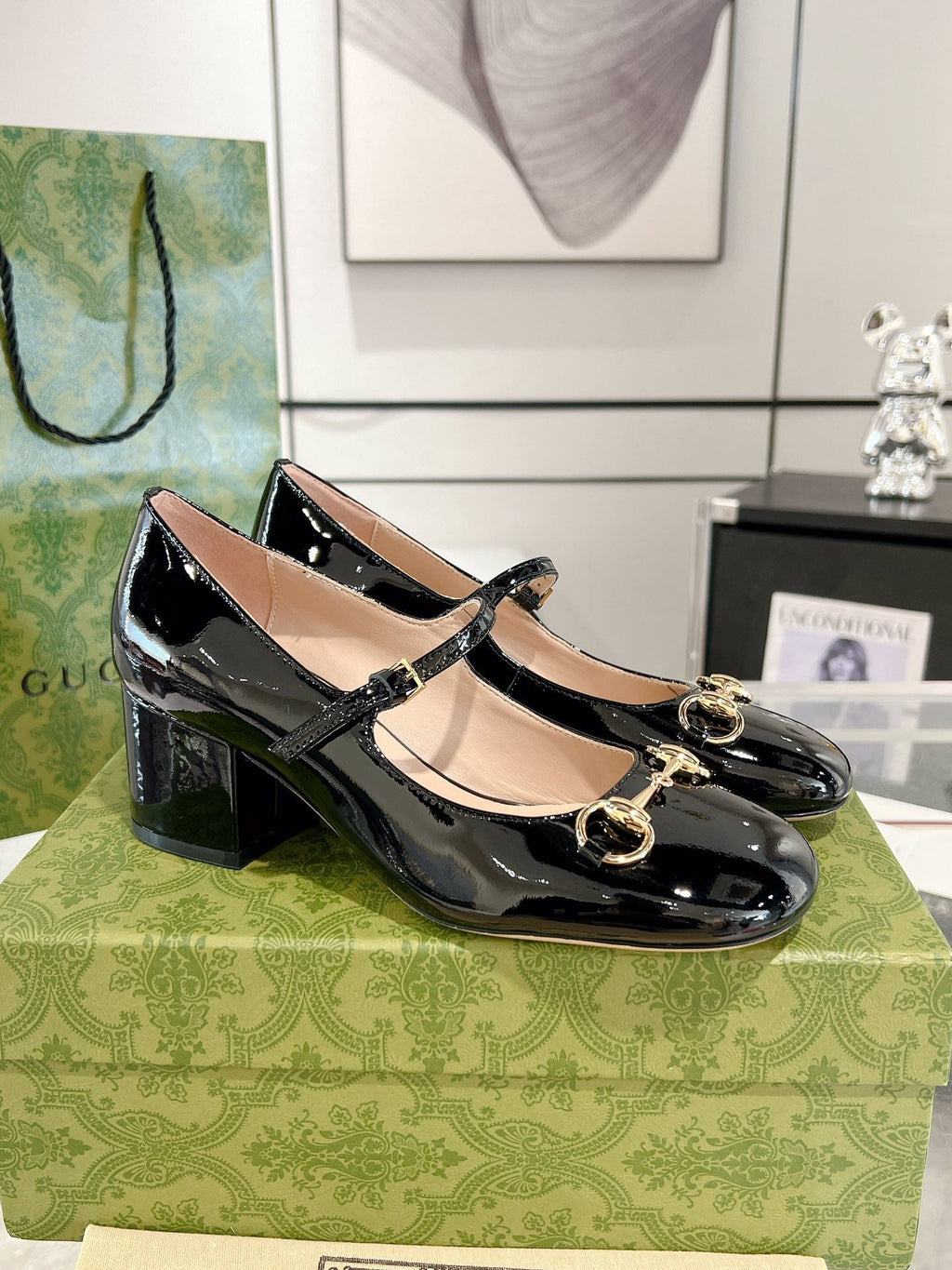 GUCCI HORSEBIT MARY JANE HEEL IN BLACK CALFSKIN GOLD HARDWARE
