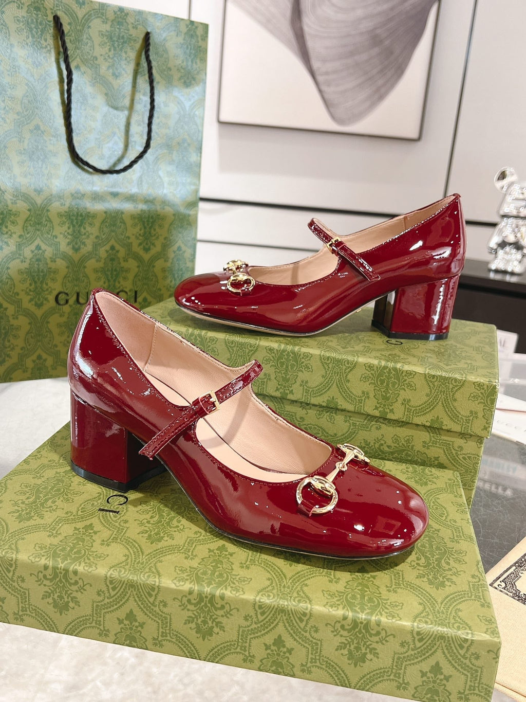 GUCCI HORSEBIT MARY JANE HEEL IN CRIMSON RED CALFSKIN GOLD HARDWARE
