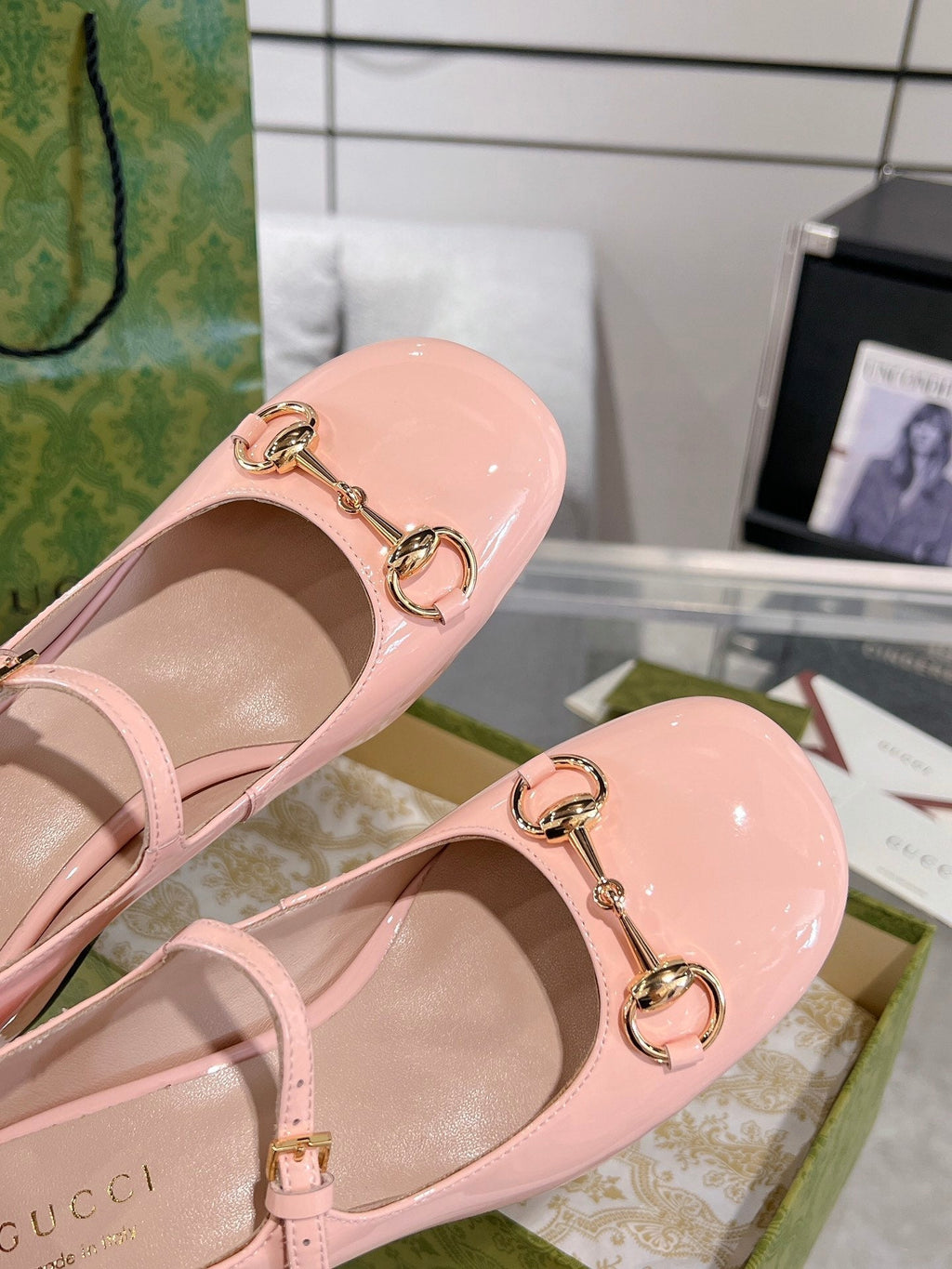 GUCCI HORSEBIT MARY JANE HEEL IN LIGHT PINK CALFSKIN GOLD HARDWARE