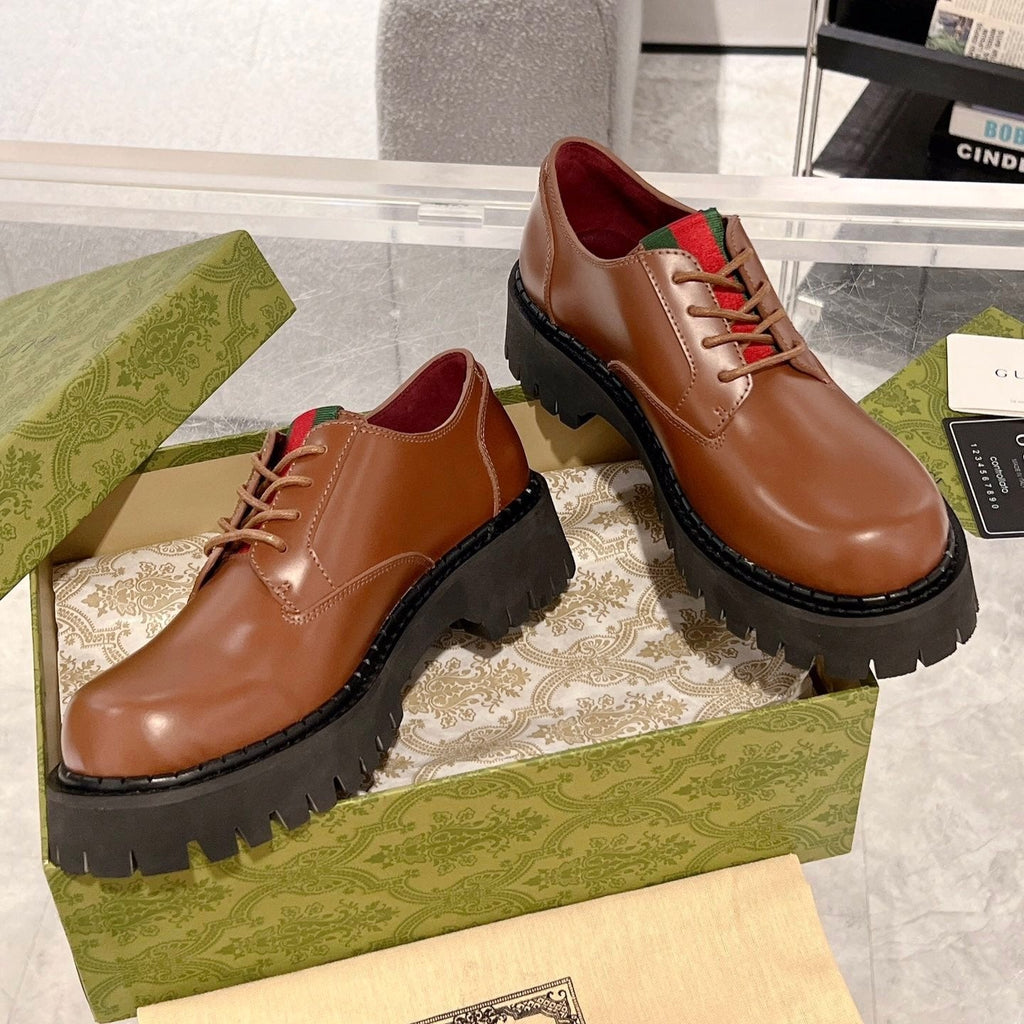 GUCCI LACE-UP LOAFER WITH WEB IN CARAMEL BROWN SHINY LEATHER