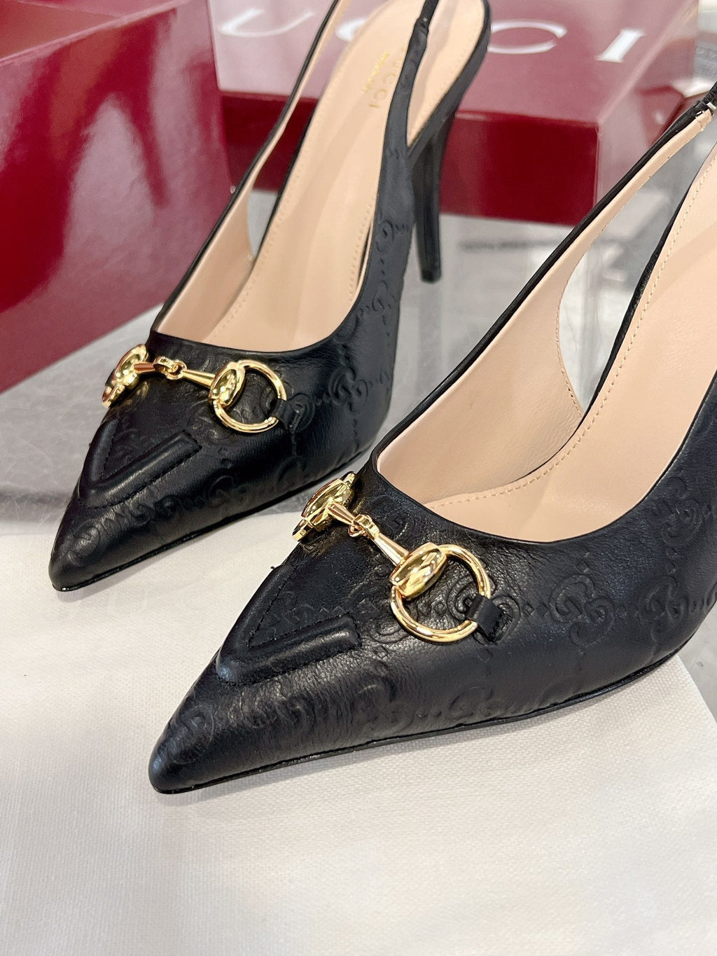 GUCCI HIGH SLINGBACK 10.5 CM IN BLACK GLOSSY EMBOSSED SUEDE AND SHEEPSKIN LINING