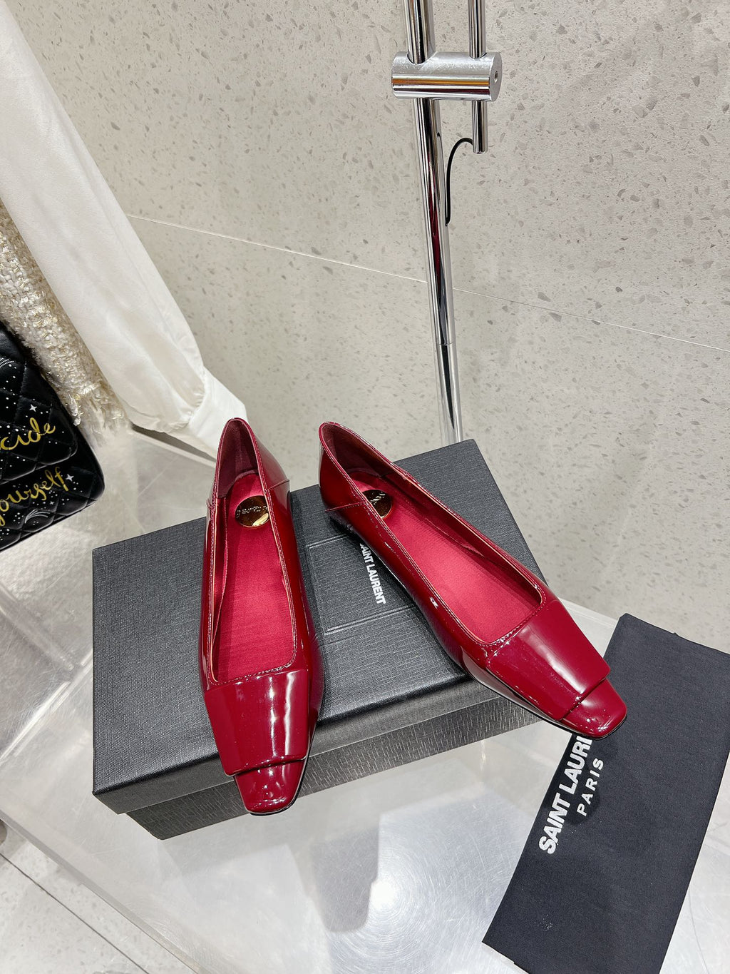LOUIS VUITTON BALLERINA FLATS IN RUBY RED PATENT CALFSKIN