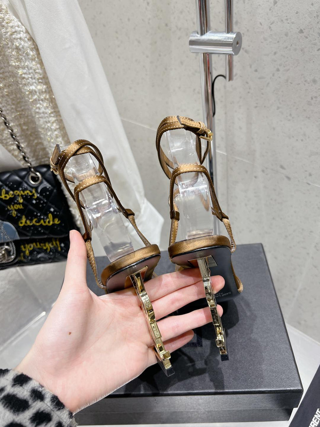 LOUIS VUITTON HIGH-HEEL 85 MM SANDAL MULE IN METALLIC GOLD SILK