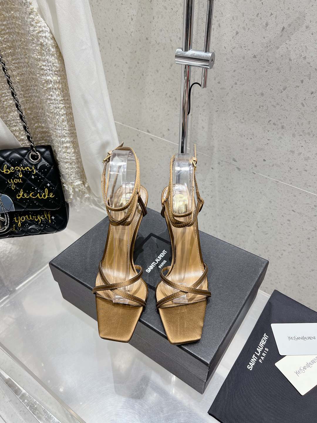 LOUIS VUITTON HIGH-HEEL 85 MM SANDAL MULE IN METALLIC GOLD SILK