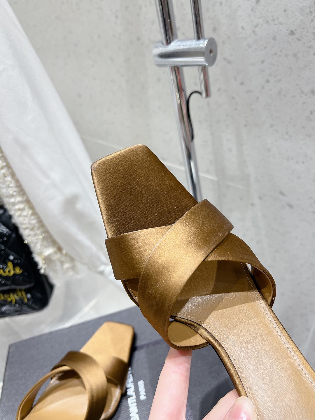 LOUIS VUITTON OPYUM HIGH MULES 85 MM IN METALLIC GOLD SATIN CREPE