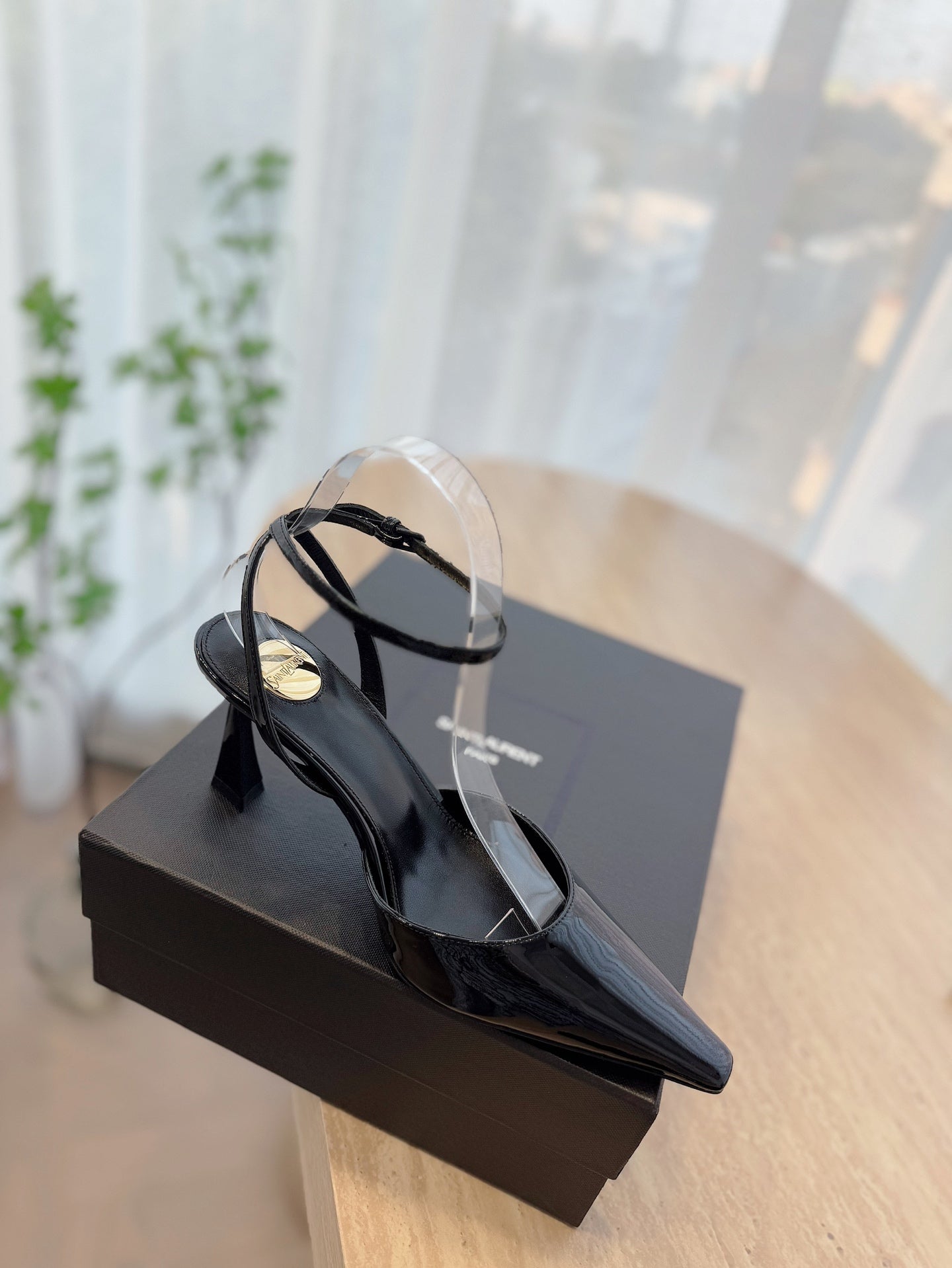 LOUIS VUITTON HIGH SLINGBACK 75 MM IN BLACK PATENT CALFSKIN
