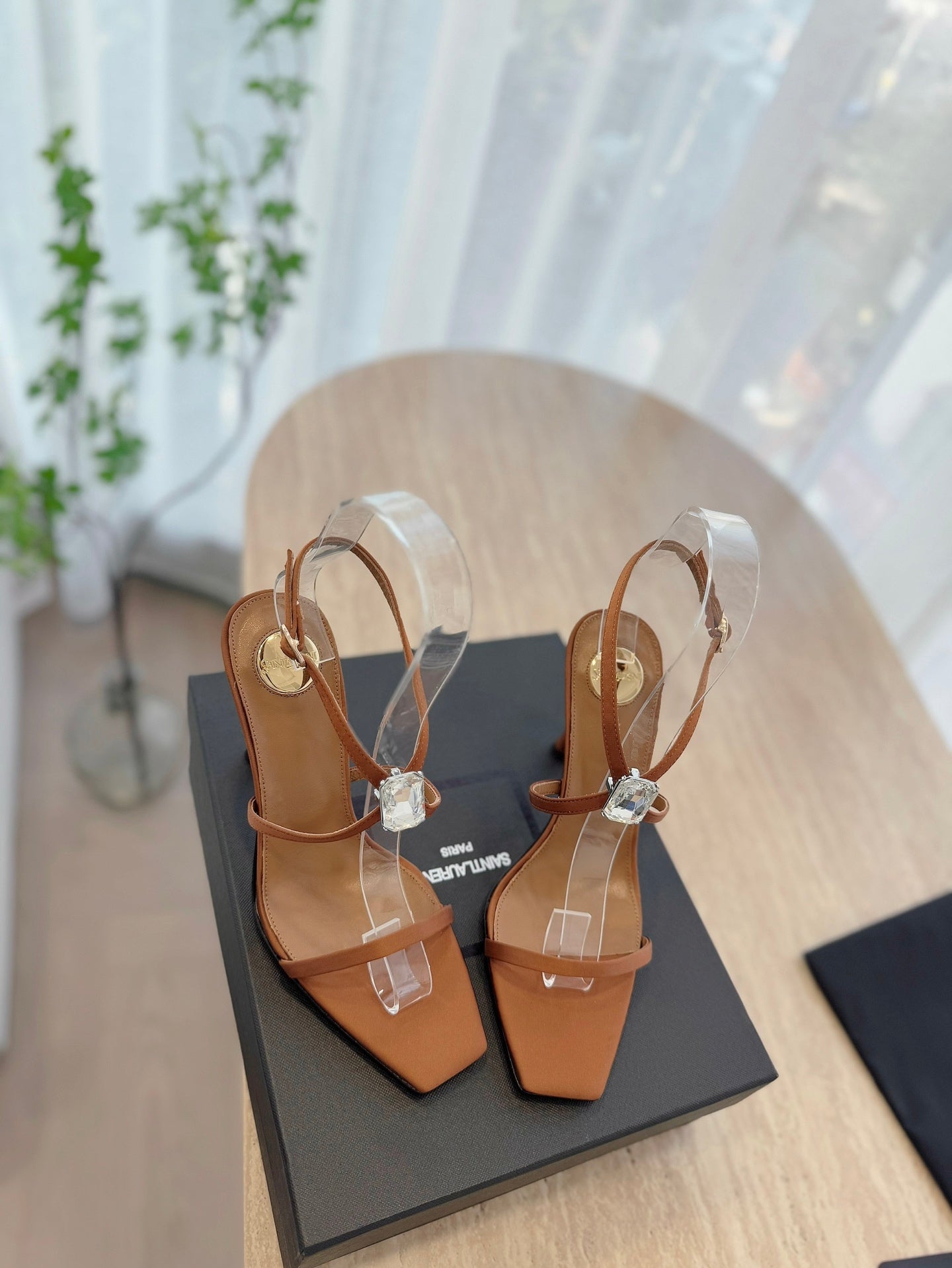 LOUIS VUITTON HIGH HEEL SANDAL 10 CM IN BRONZE BROWN SATIN CREPE AND CRYSTAL