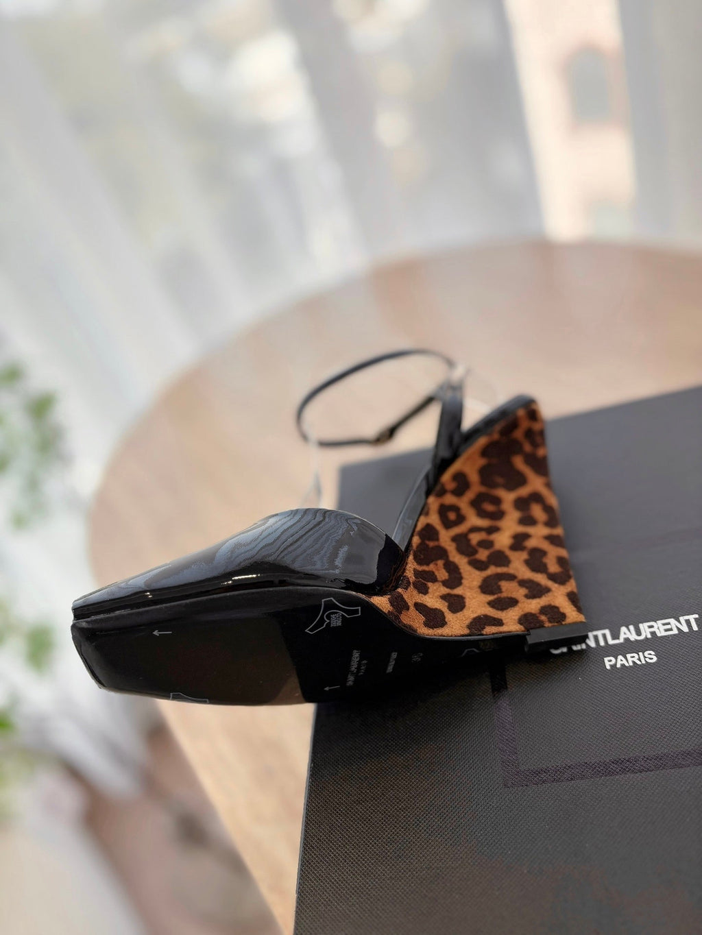 LOUIS VUITTON LA SCANDALE HIGH 10 CM WEDGE SANDALS IN BLACK PATENT LEATHER