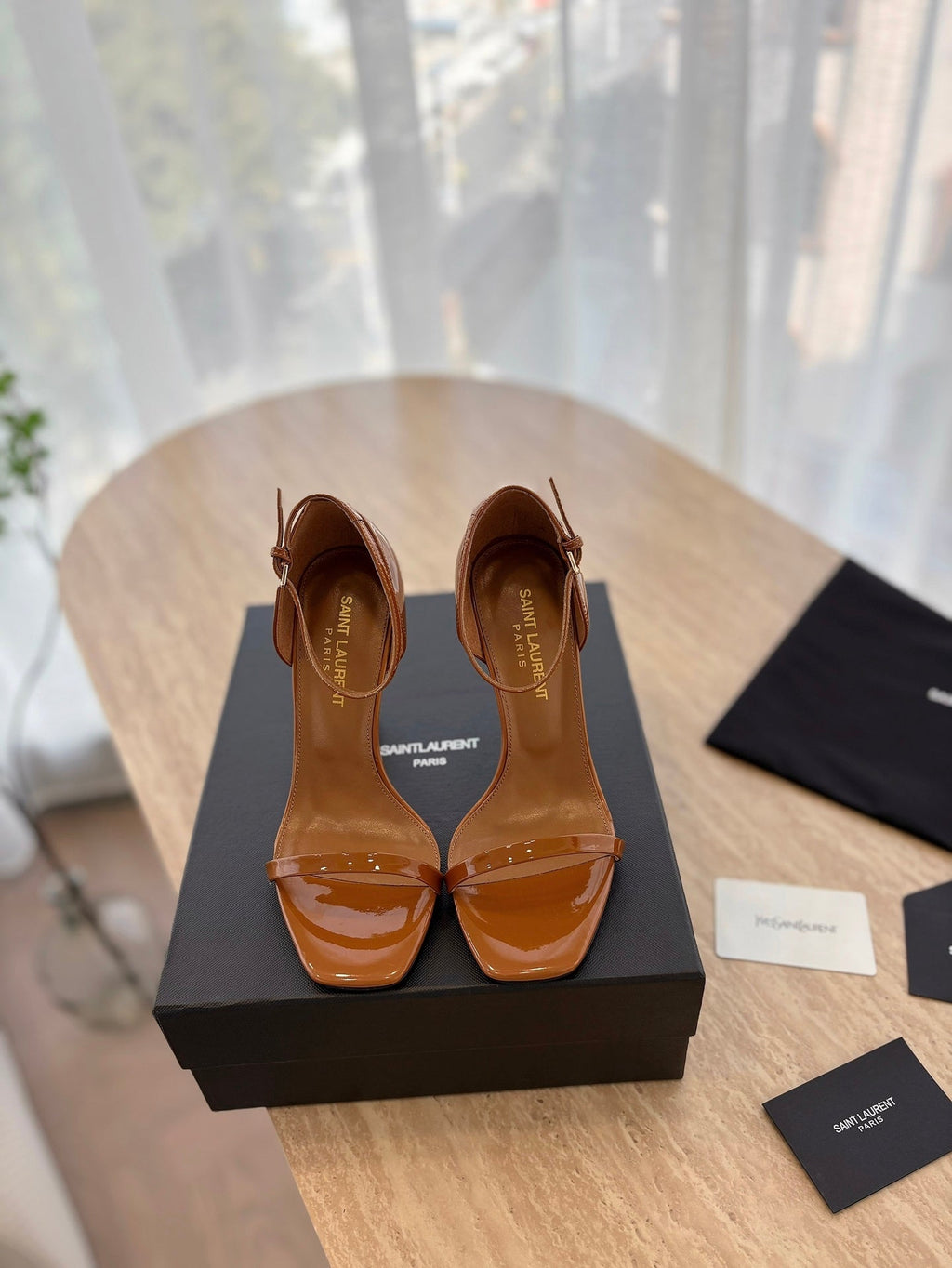 LOUIS VUITTON CLASSIC HIGH HEELS 10 CM IN BRONZE BROWN PATENT CALFSKIN