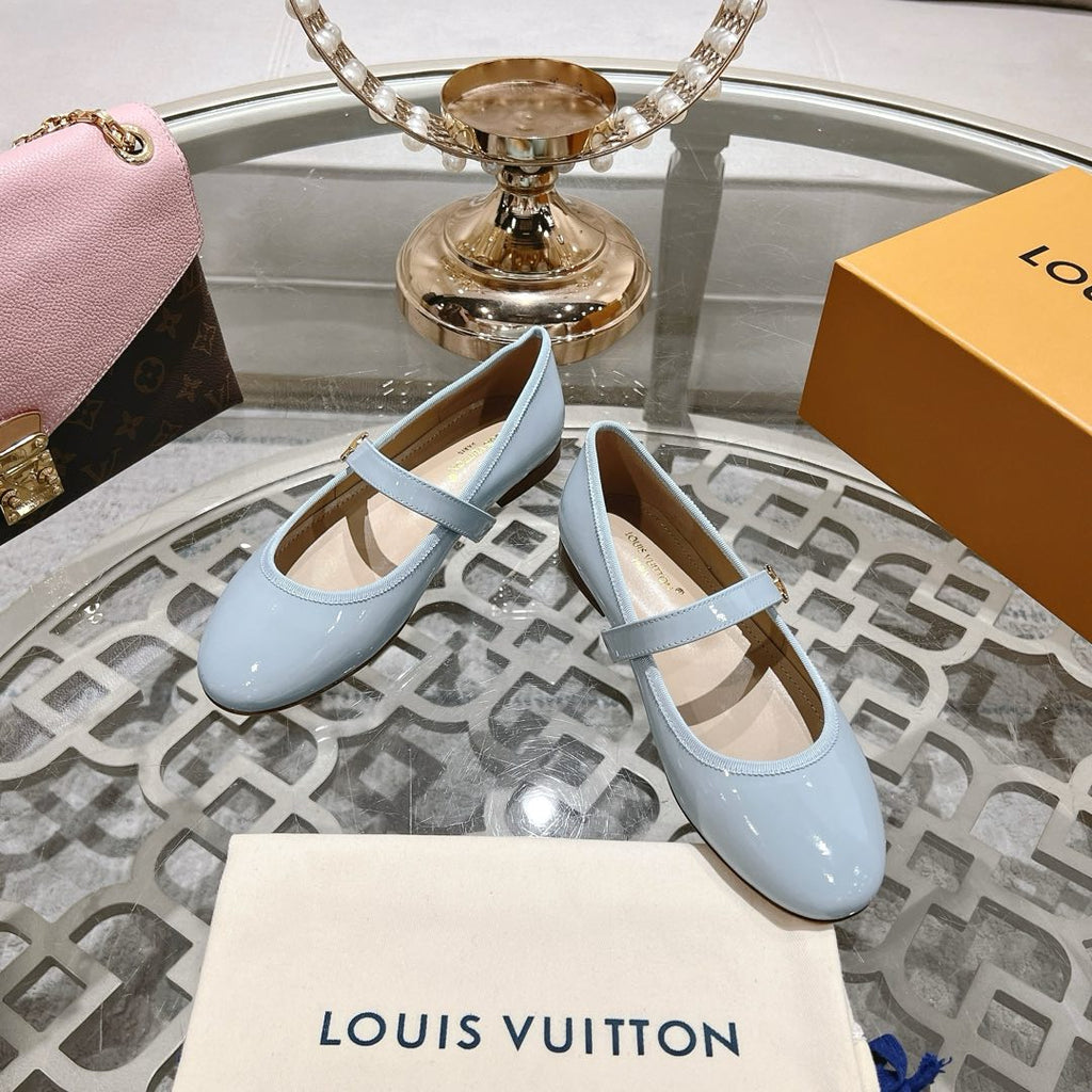 LOUIS VUITTON MARY JANE SHOES IN BLUE PASTEL PATENT CALFSKIN
