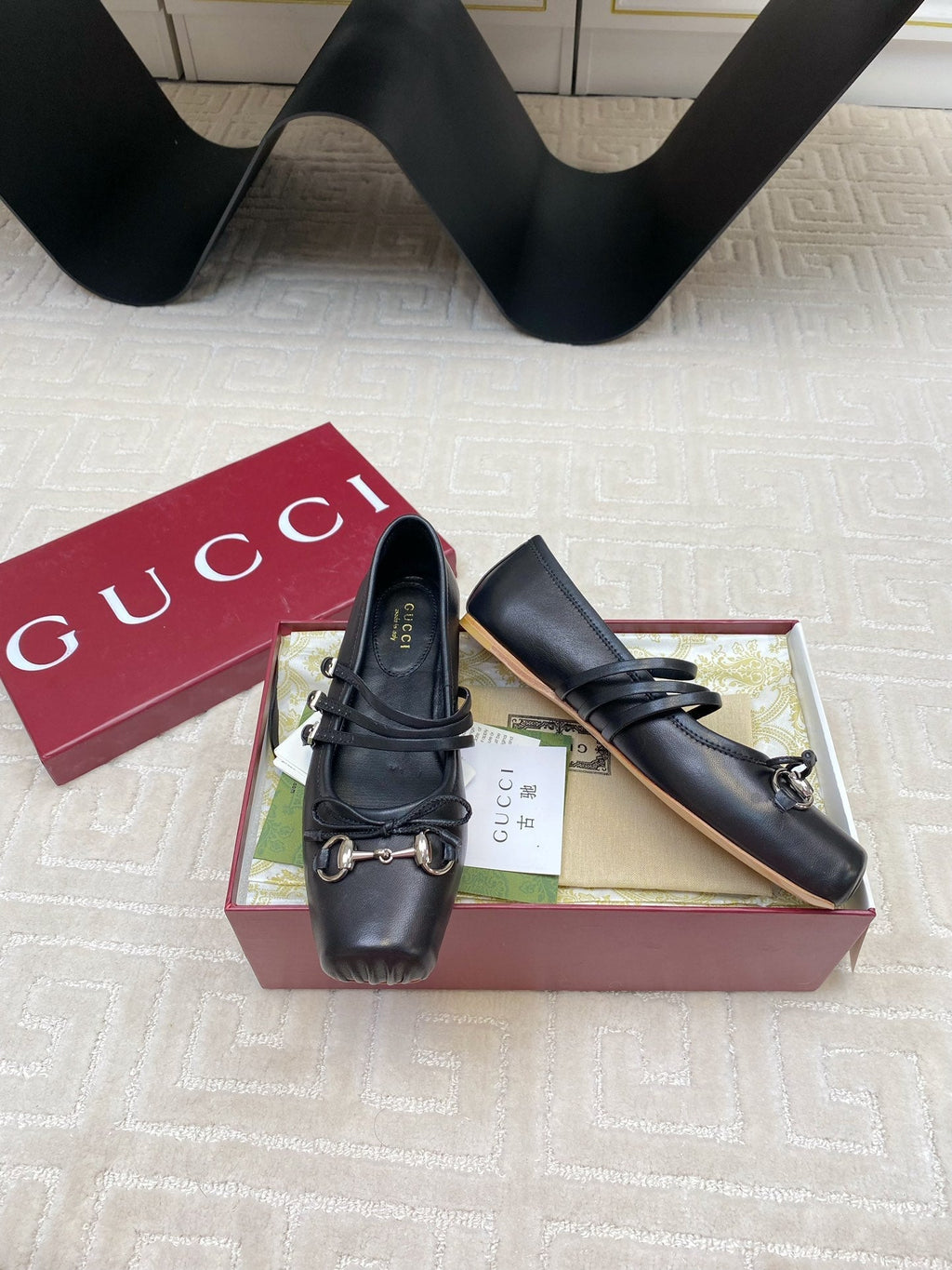 GUCCI BALLET FLAT BLACK HORIZONTAL STRAPS LAMBSKIN