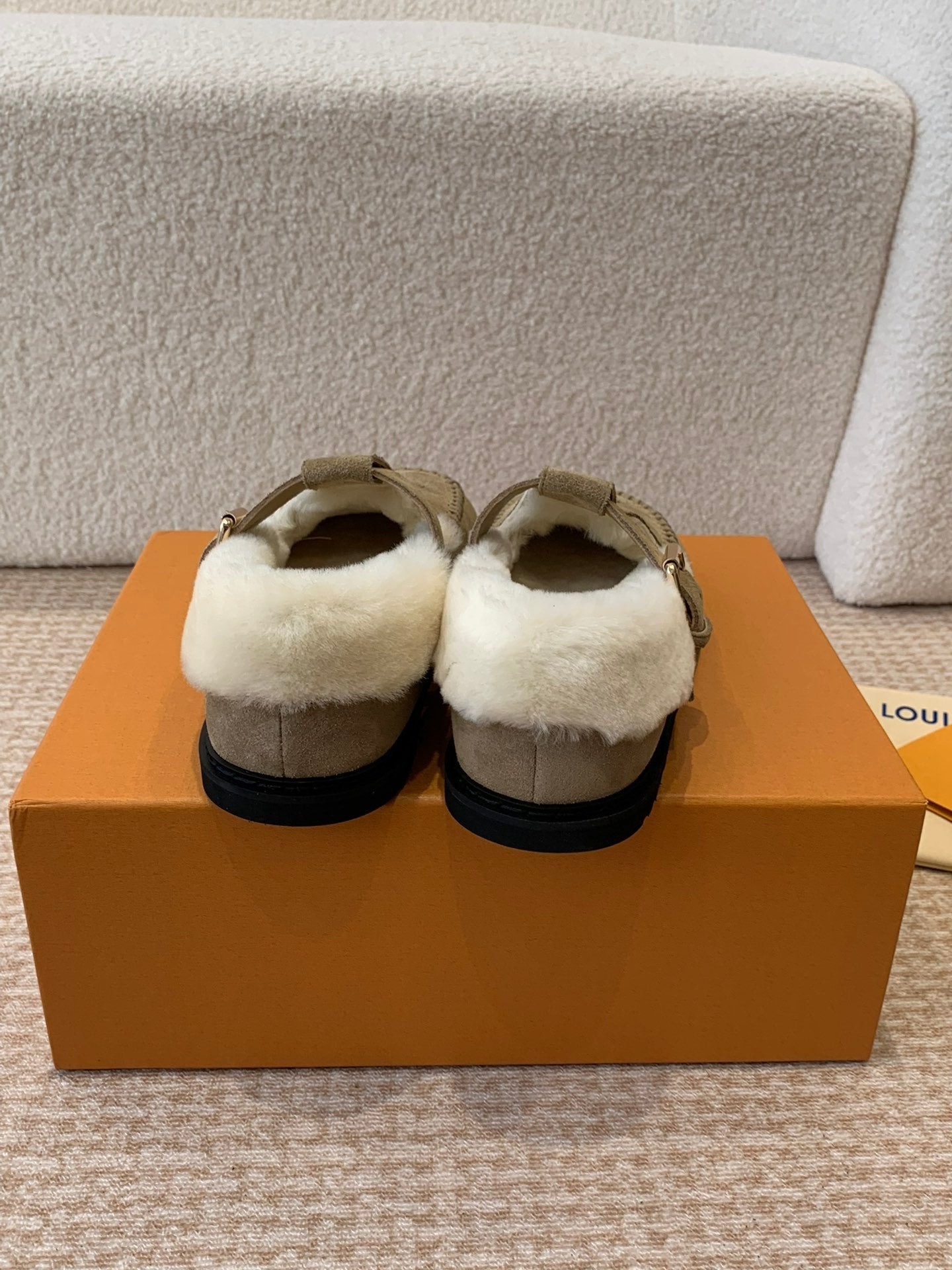 LOUIS VUITTON COLORADO COMFORT MARY JANE IN KHAKI GREEN SUEDE AND SHEARLING LINING
