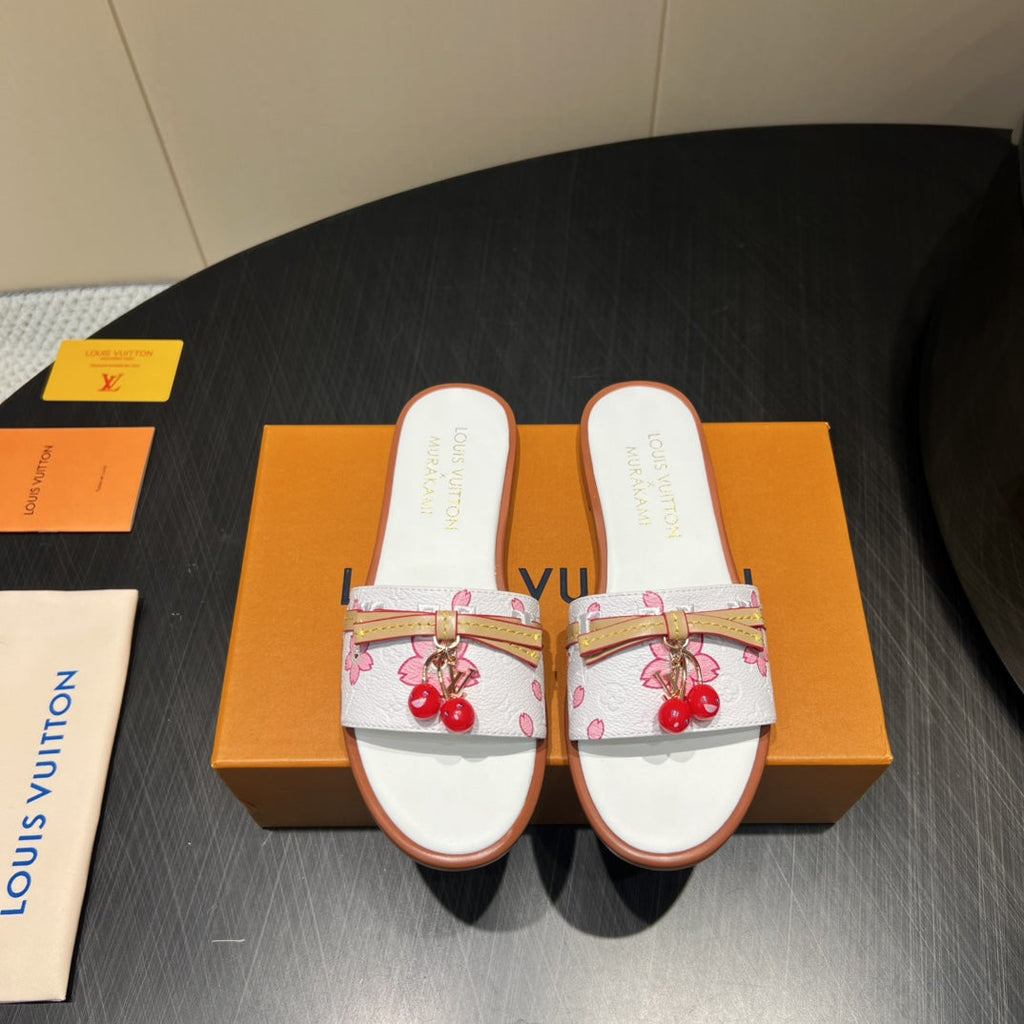 LOUIS VUITTON LV SLIDE SANDALS 25S IN WHITE CALFSKIN WITH CHERRY BLOSSOM BUCKLE
