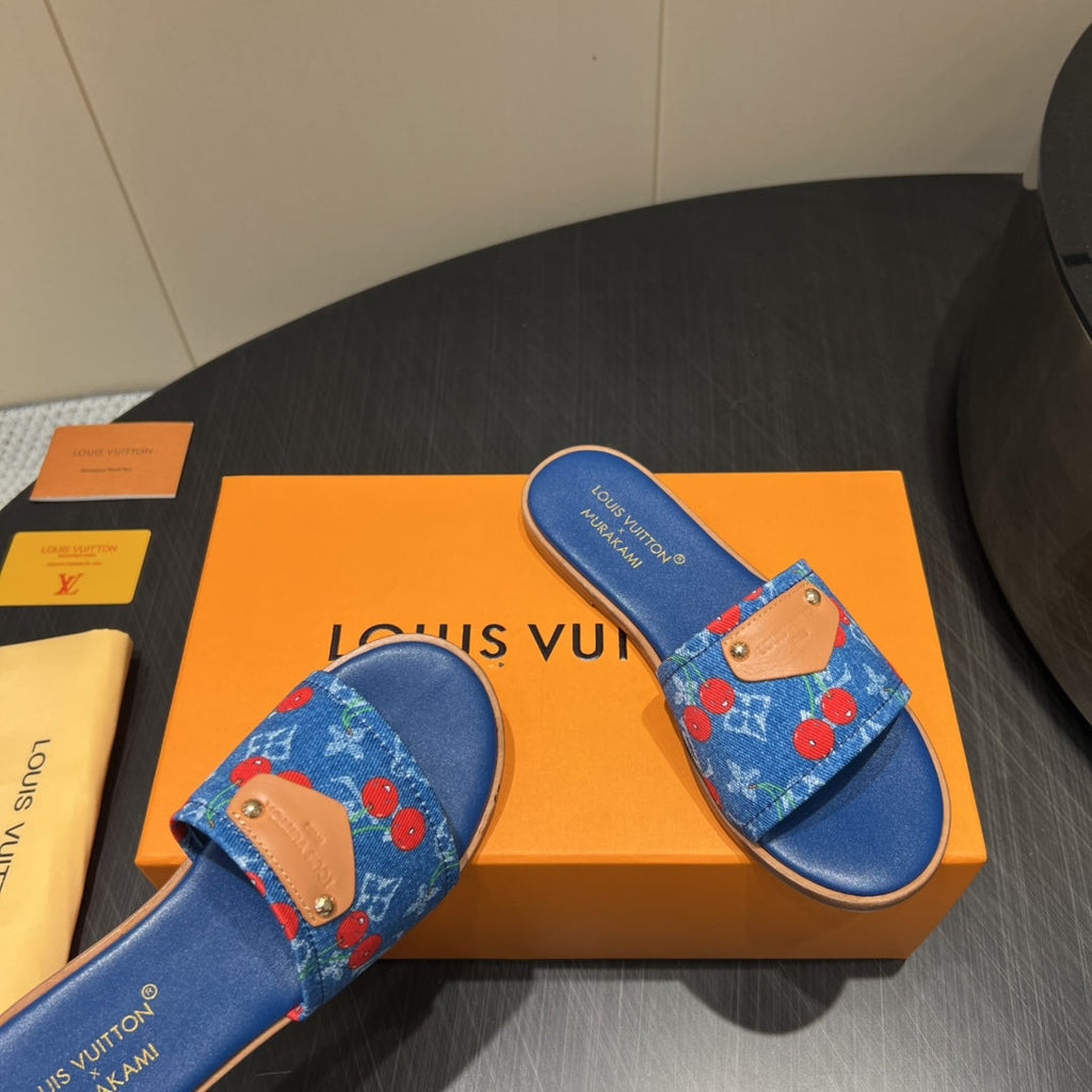 LOUIS VUITTON LV SLIDE SANDALS 25S IN DARK BLUE DENIM AND CALFSKIN WITH LOGO PRINT