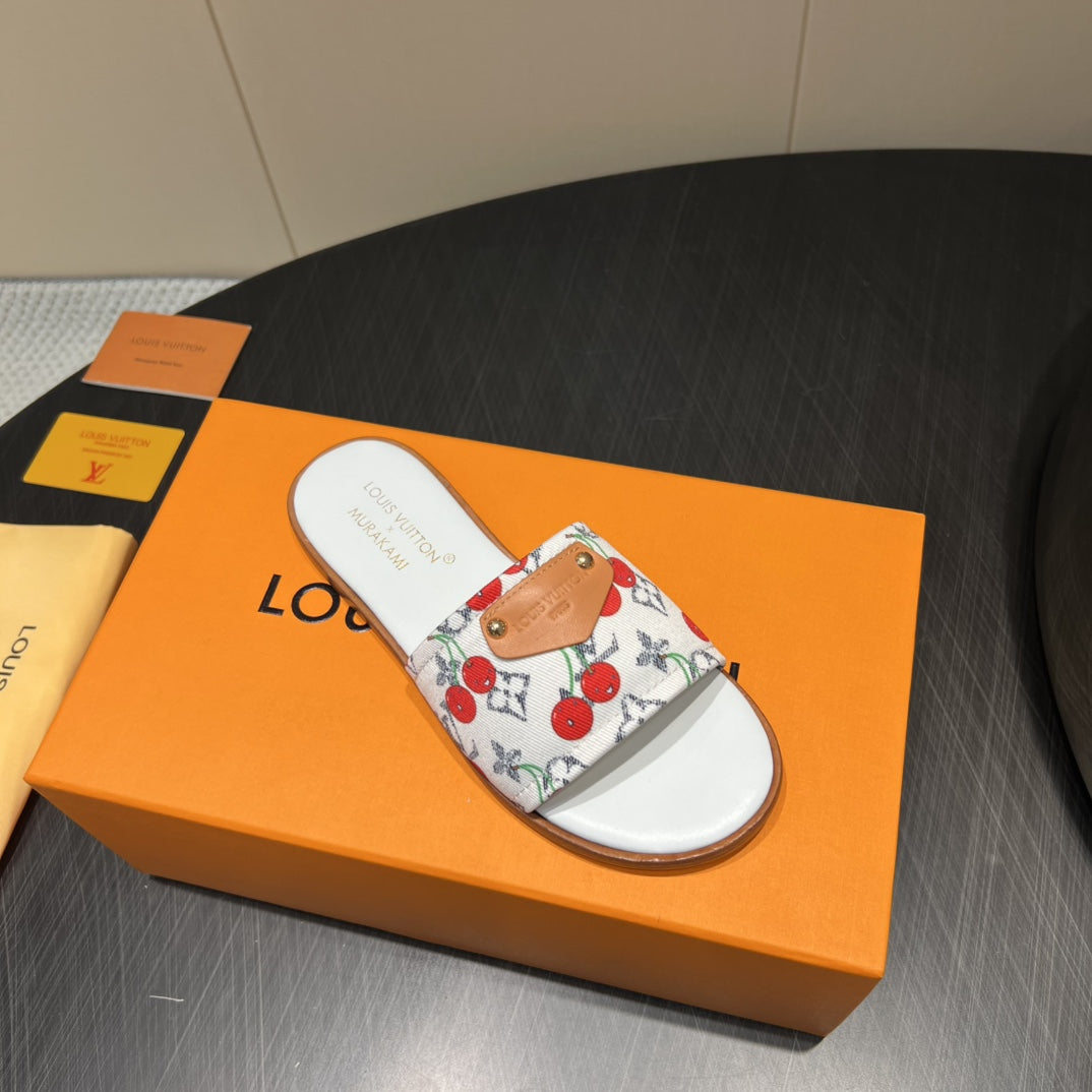 LOUIS VUITTON LV SLIDE SANDALS 25S IN WHITE DENIM AND CALFSKIN WITH LOGO PRINT