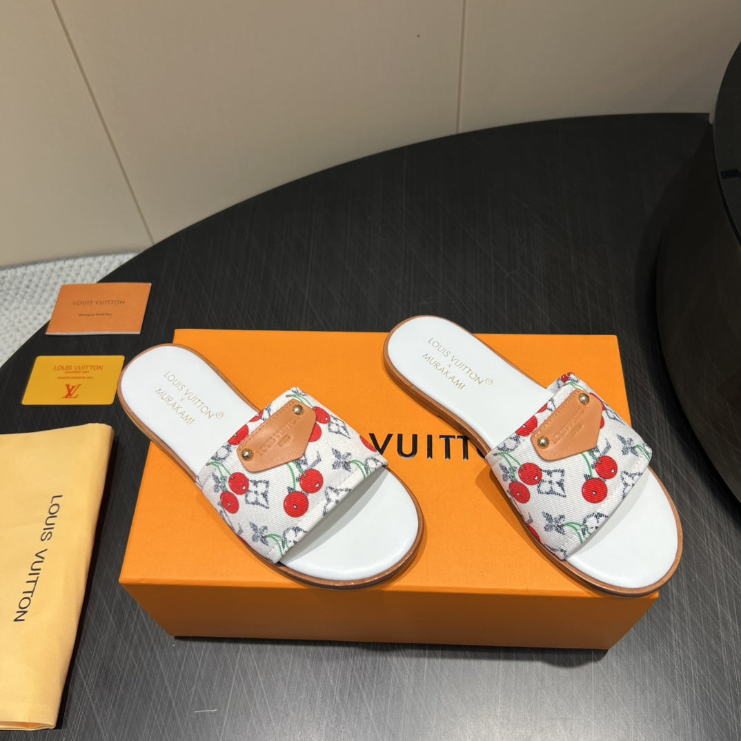 LOUIS VUITTON LV SLIDE SANDALS 25S IN WHITE DENIM AND CALFSKIN WITH LOGO PRINT