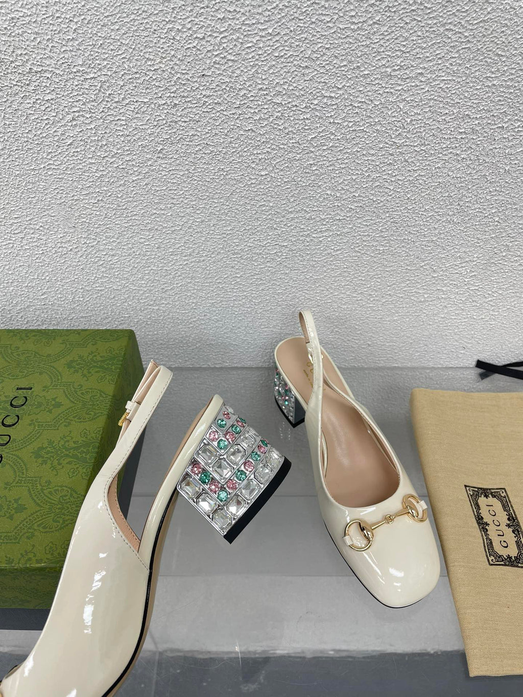 GUCCI WOMEN'S HORSEBIT SLINGBACK IN WHITE CALFSKIN WITH RHINSTONES