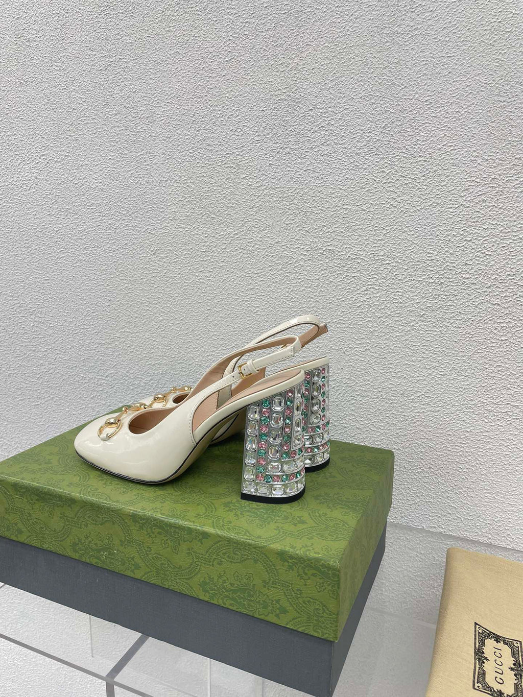 GUCCI WOMEN'S HORSEBIT SLINGBACK 95MM IN WHITE CALFSKIN WITH RHINSTONES