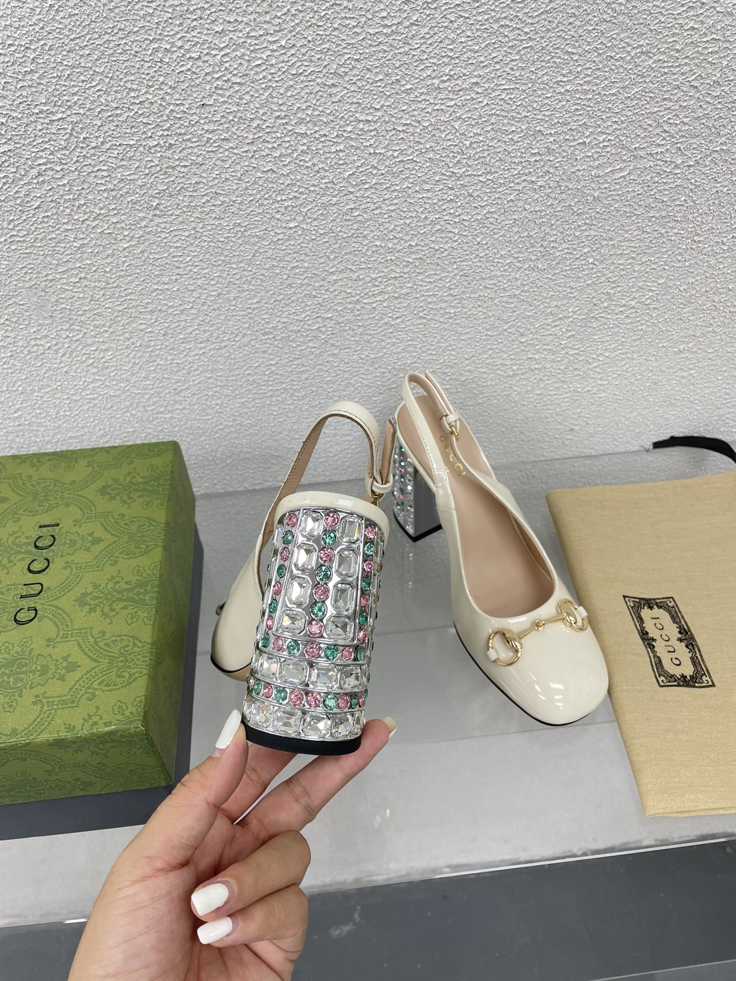 GUCCI WOMEN'S HORSEBIT SLINGBACK 95MM IN WHITE CALFSKIN WITH RHINSTONES