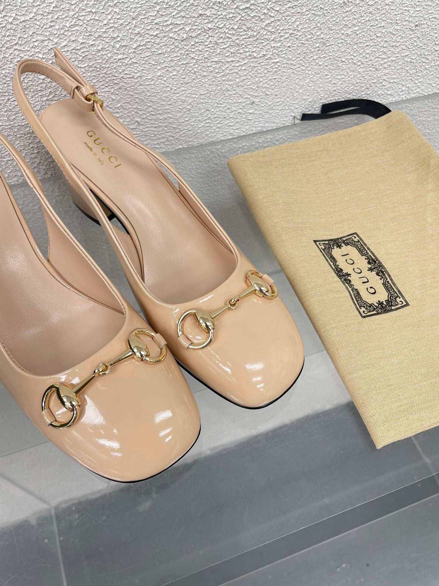GUCCI WOMEN'S HORSEBIT SLINGBACK 75MM IN TAN BEIGE CALFSKIN