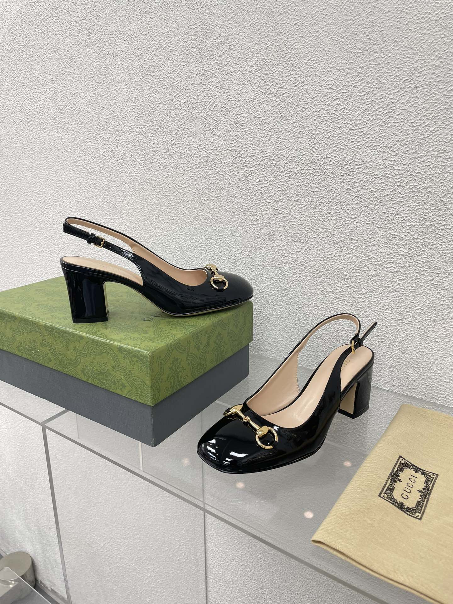 GUCCI WOMEN'S HORSEBIT SLINGBACK 75MM IN BLACK CALFSKIN