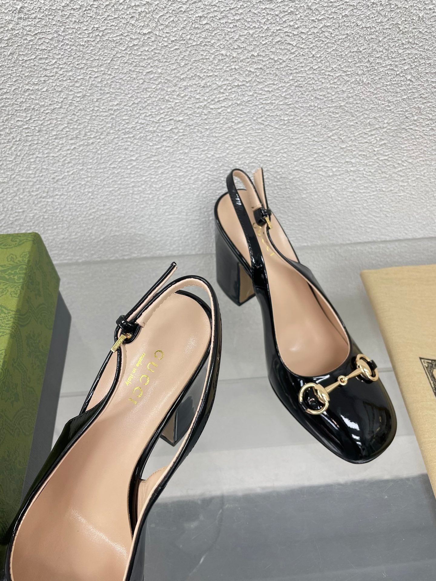 GUCCI WOMEN'S HORSEBIT SLINGBACK 95MM IN BLACK CALFSKIN