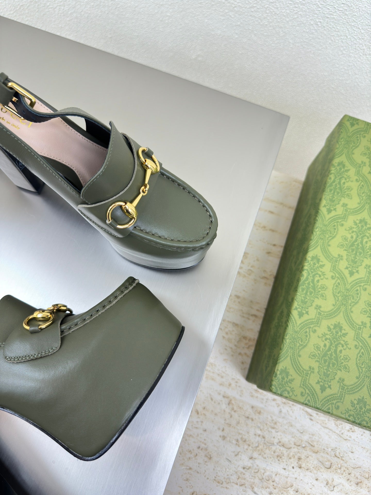 GUCCI WOMEN'S HORSEBIT PLATFORM LOAFER SLINGBACK IN UNIFORM GREEN EMBOSSED CALFSKIN