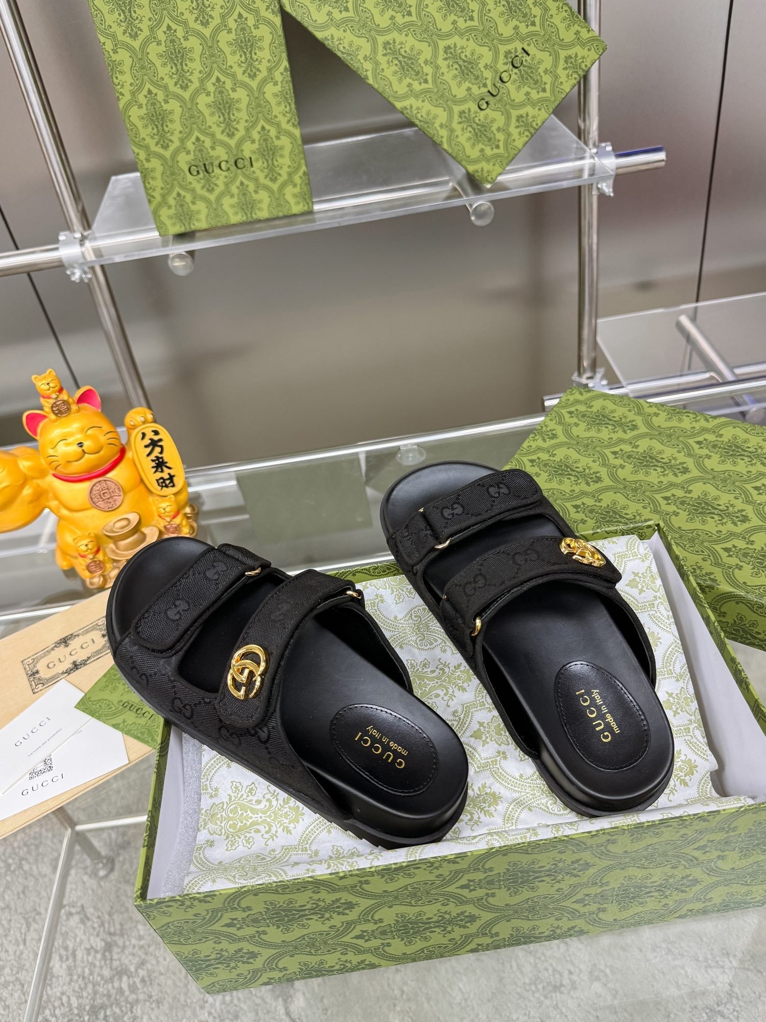 GUCCI SANDALS IN BLACK FABRIC AND CALFSKIN WITH GOLD HARDWARE