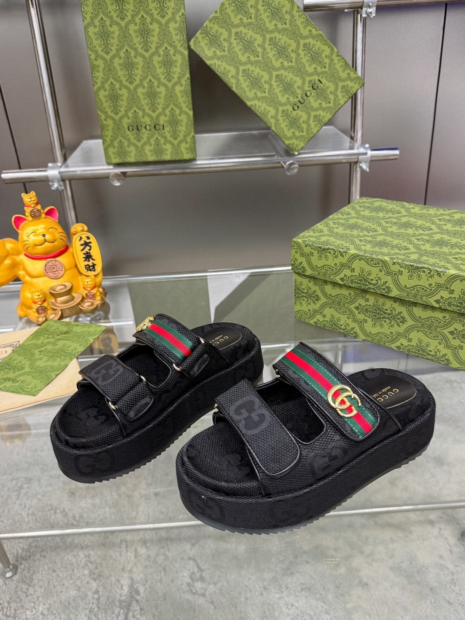 GUCCI SANDALS 22 IN BLACK FABRIC WITH GOLD HARDWARE