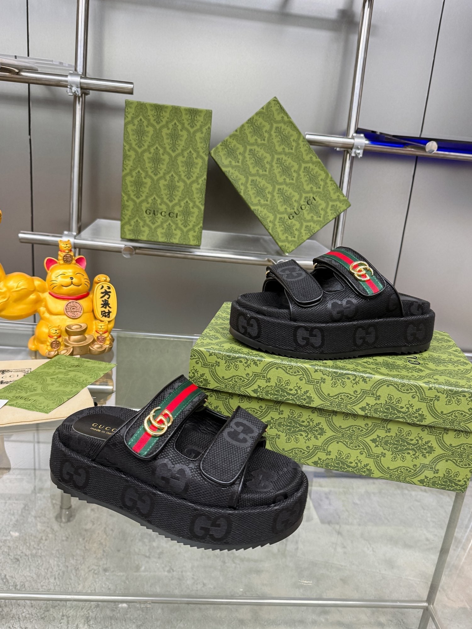 GUCCI SANDALS 22 IN BLACK FABRIC WITH GOLD HARDWARE