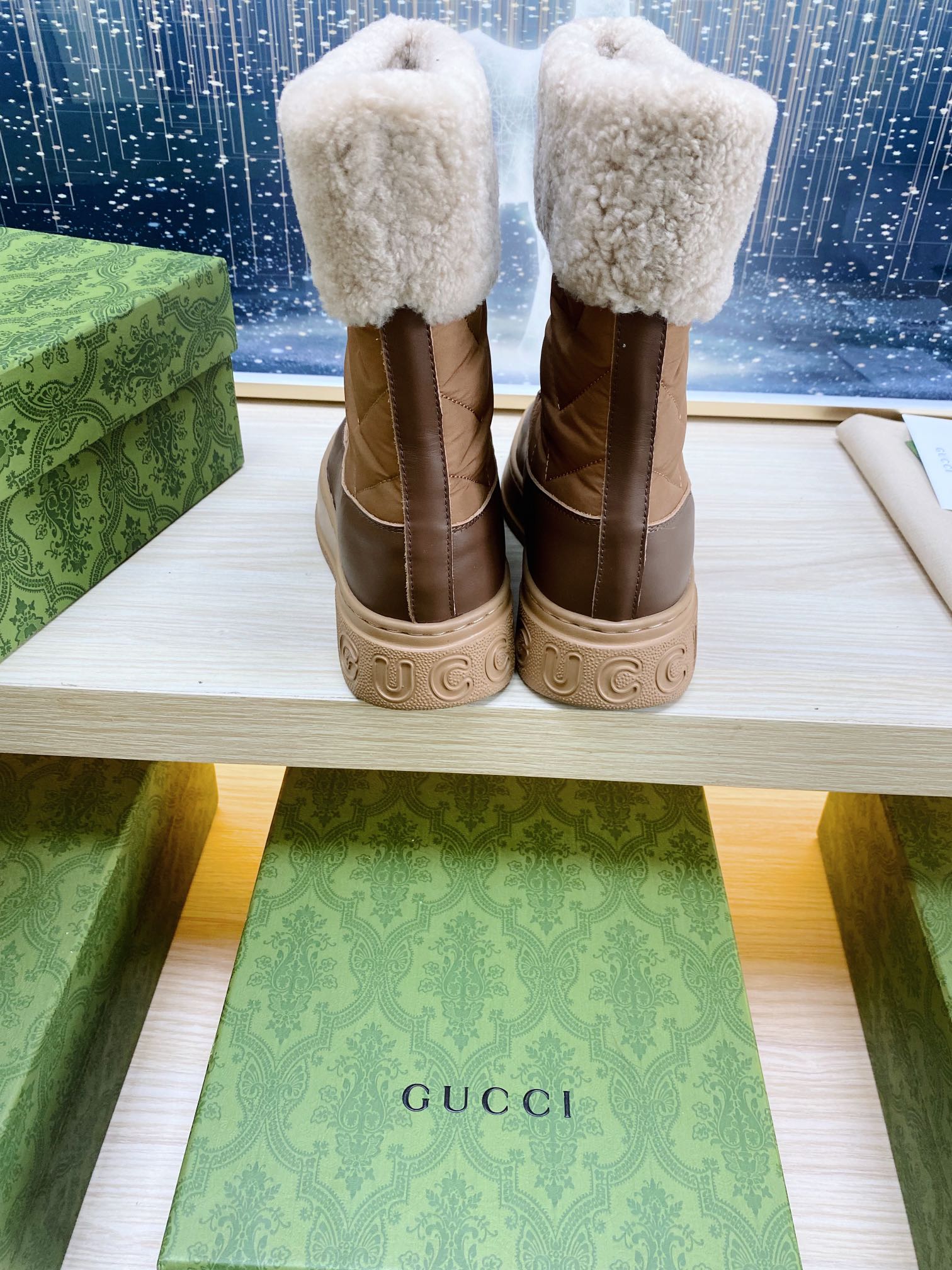 GUCCI HORSEBIT ANKLE BOOTS WITH MERINO TRIM IN BROWN NYLON MIX CALFSKIN