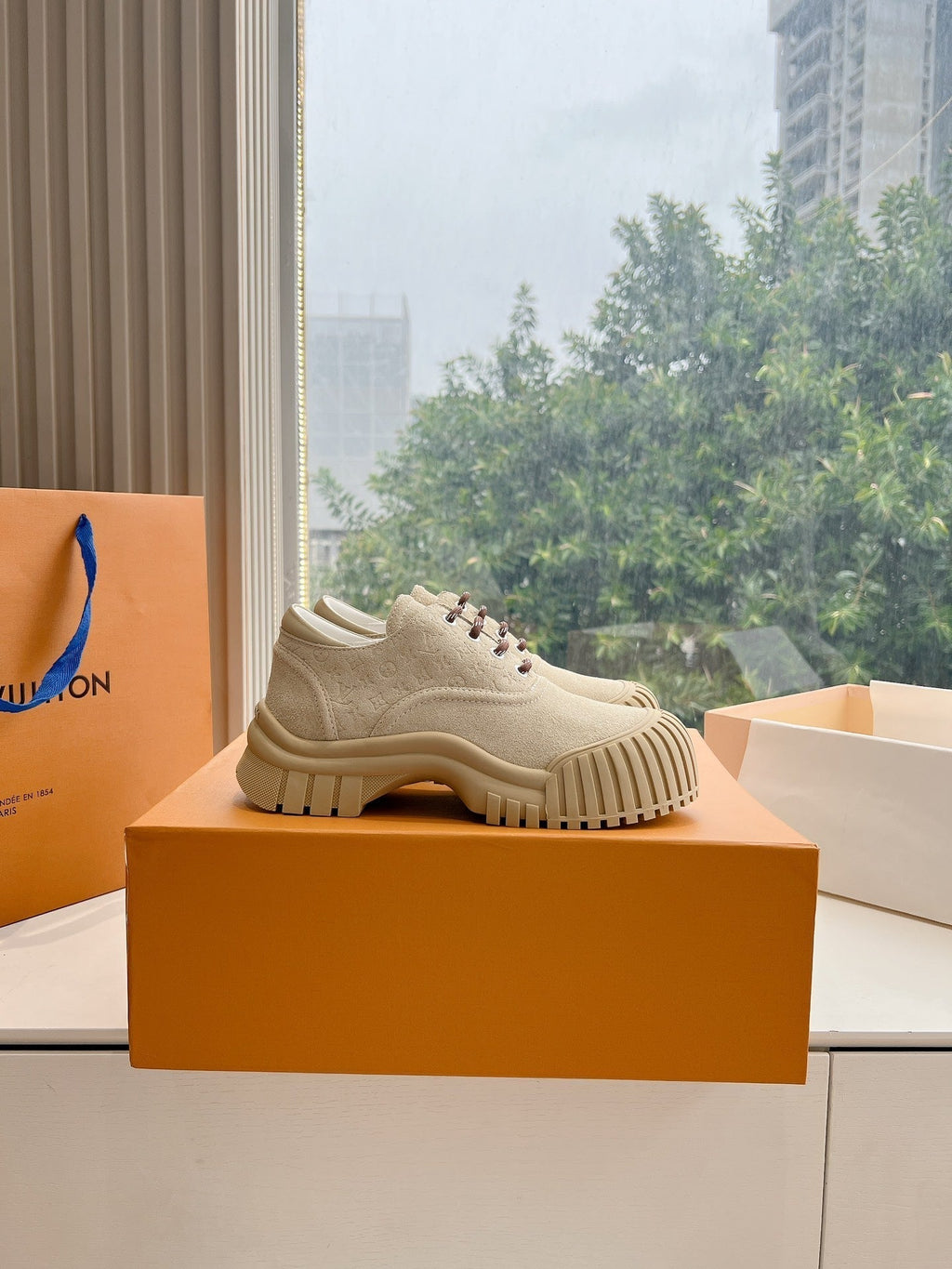LOUIS VUITTON LV ARCHLIGHT SKATE SNEAKER IN PALE BROWN EMBOSSED SUEDE