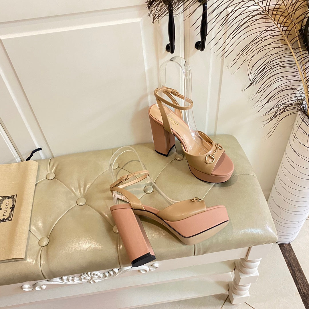 GUCCI HORSEBIT PLATFORM SANDAL IN WHEAT BEIGE MIX LIGHT PINK SHEEPSKIN