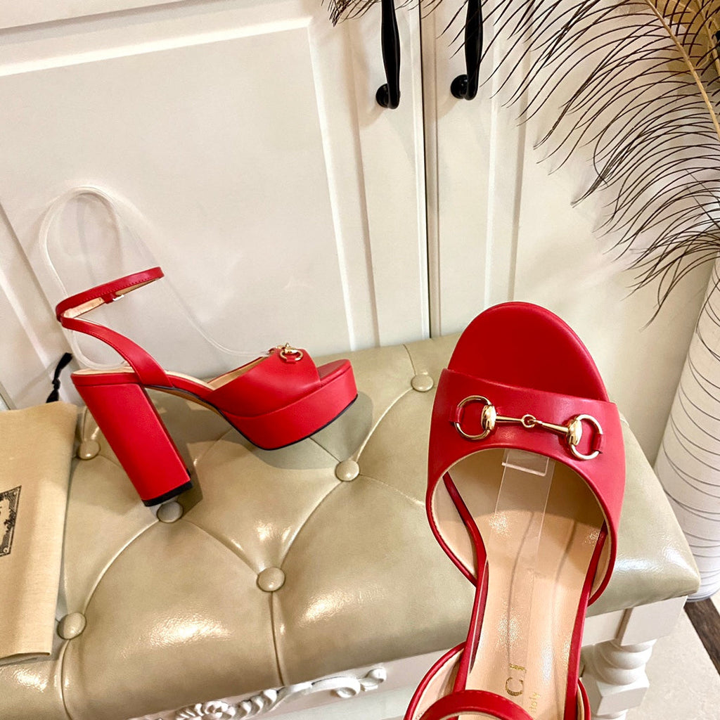 GUCCI HORSEBIT PLATFORM SANDAL IN SCARLET RED SHEEPSKIN