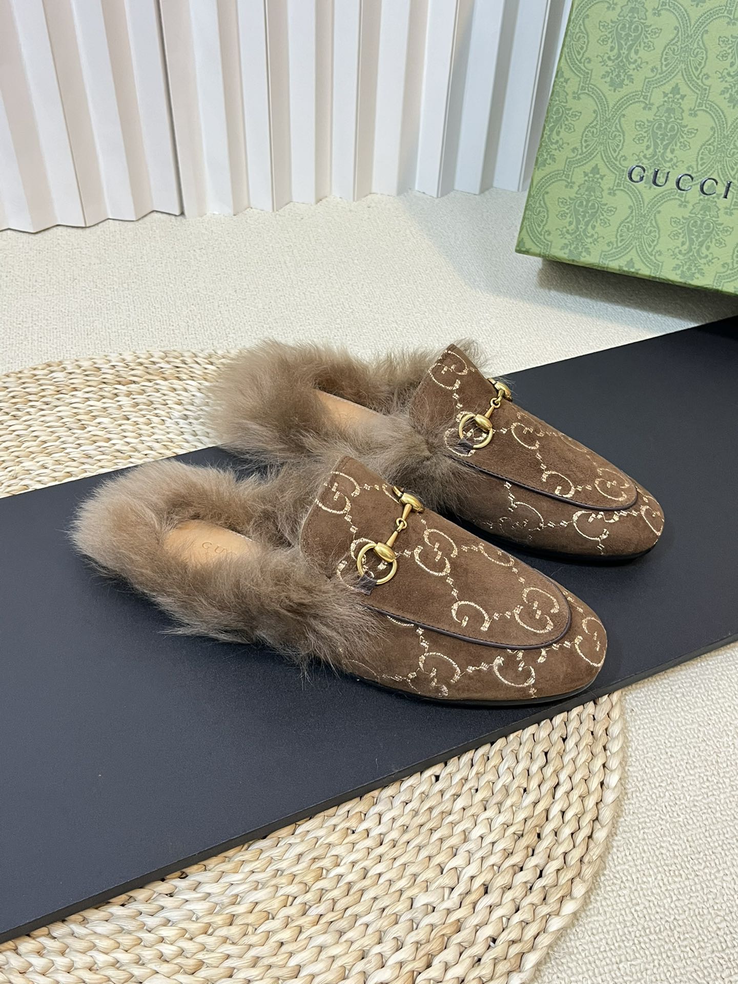 GUCCI HORSEBIT MULE IN COCOA BROWN MONOGRAM VELVET AND LAMB WOOL LINING
