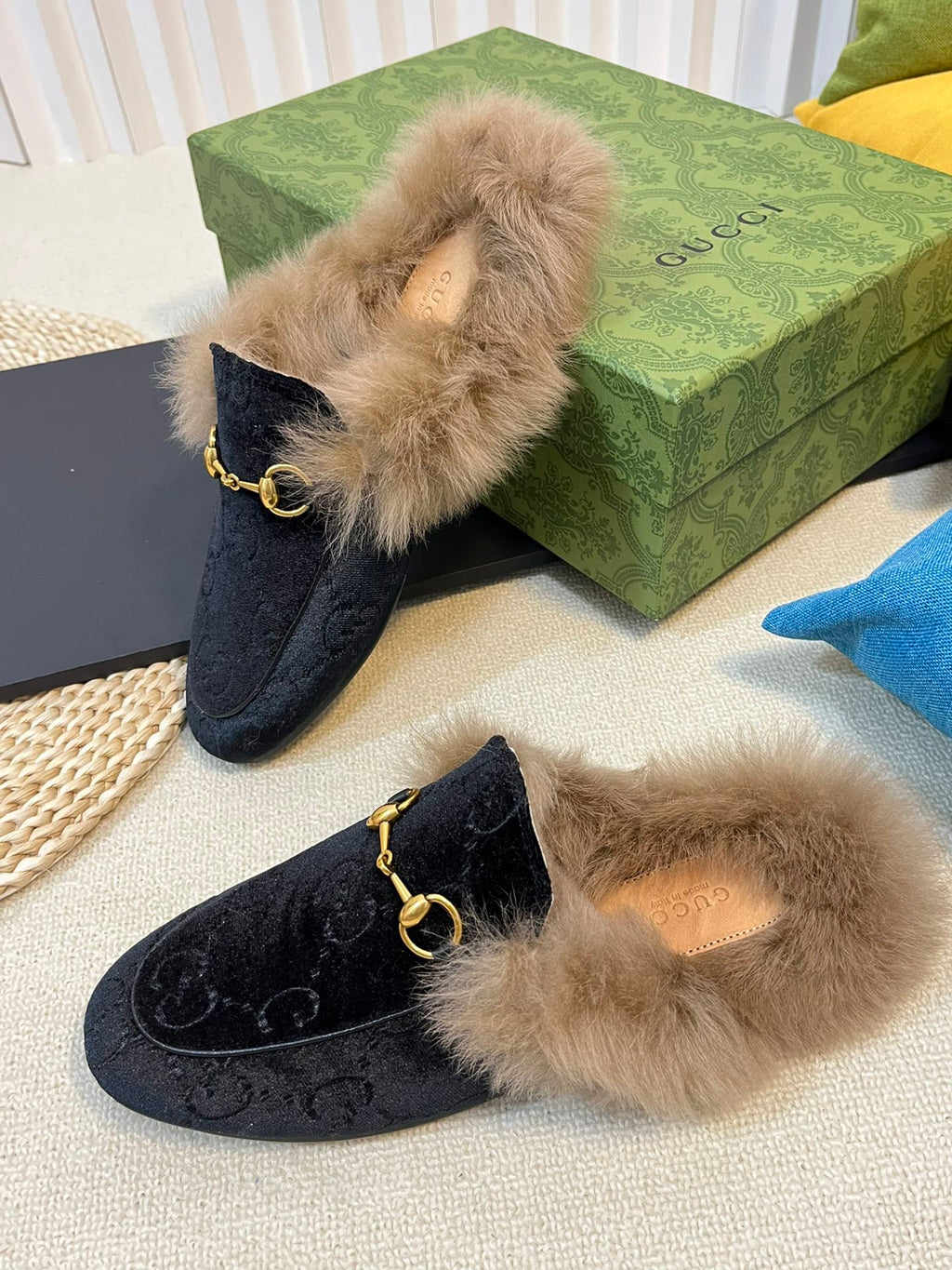 GUCCI HORSEBIT MULE IN BLACK MONOGRAM VELVET AND LAMB WOOL LINING