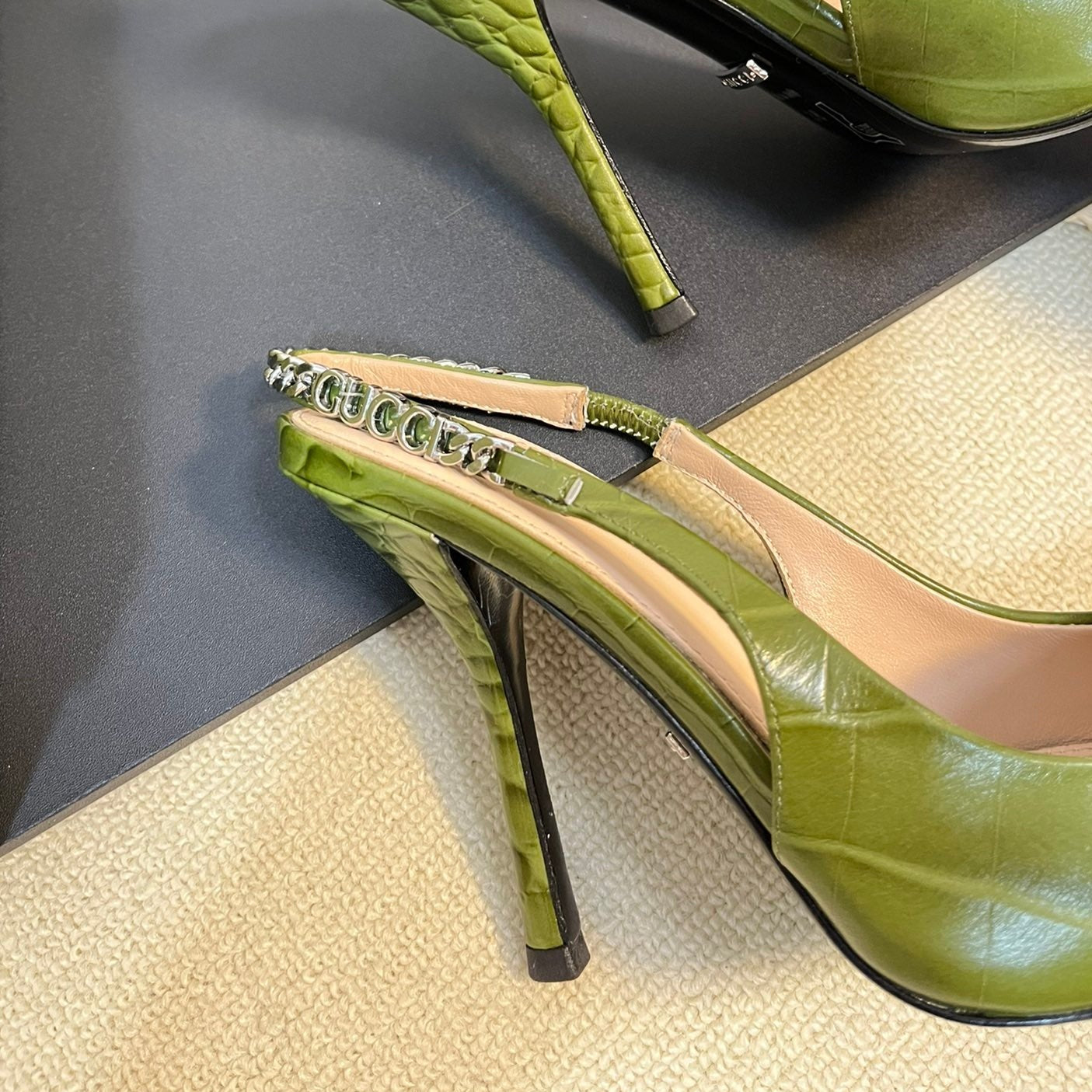 GUCCI Women's High Heels Green Juniper
