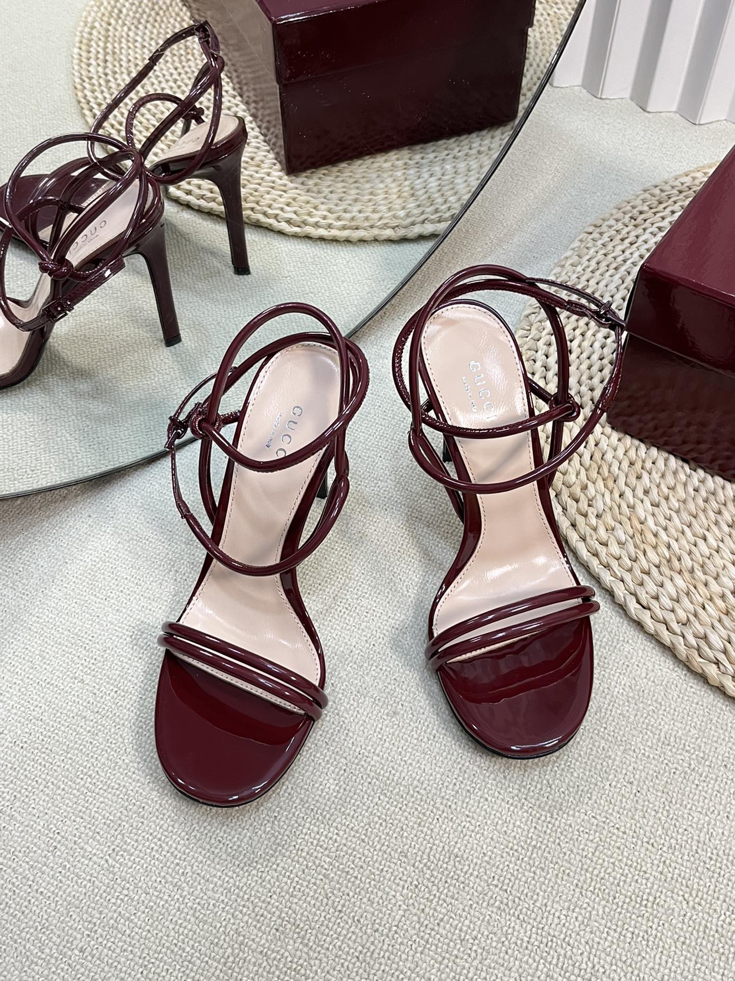GUCCI HIGH SANDAL 10 CM IN BERRY RED GLOSSY CALFSKIN
